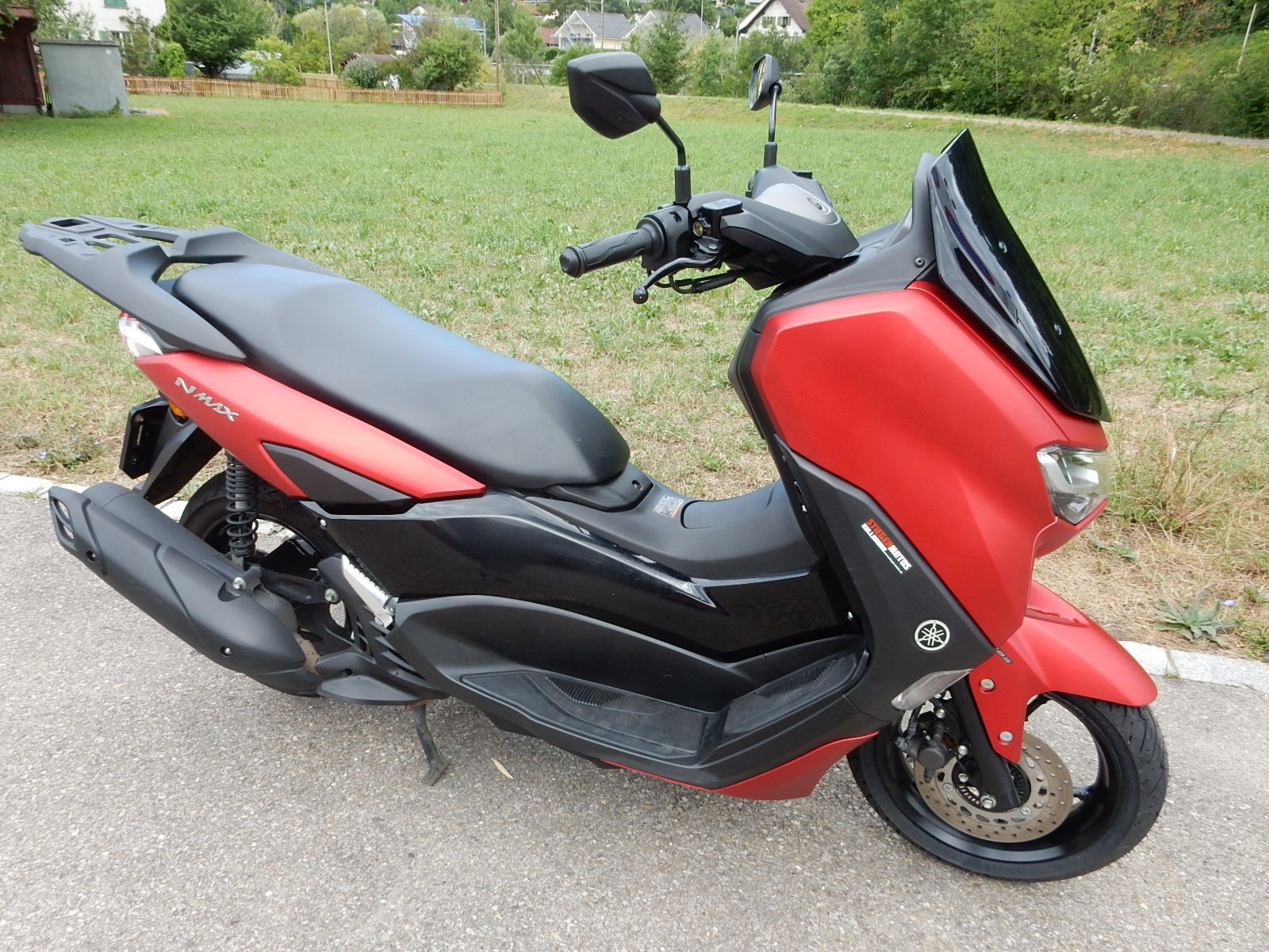YAMAHA N-Max GPD 125