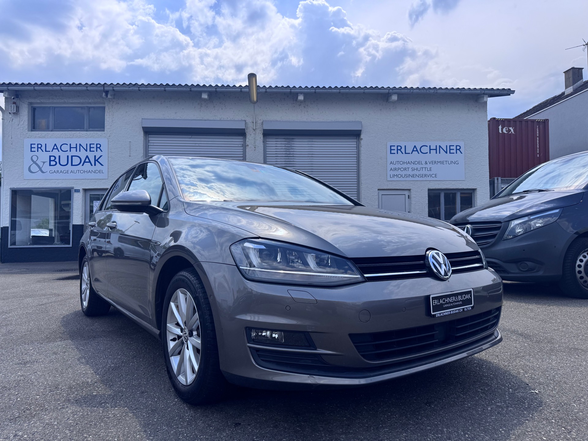 VW Golf 1.4 TSI Lounge DSG-image-0