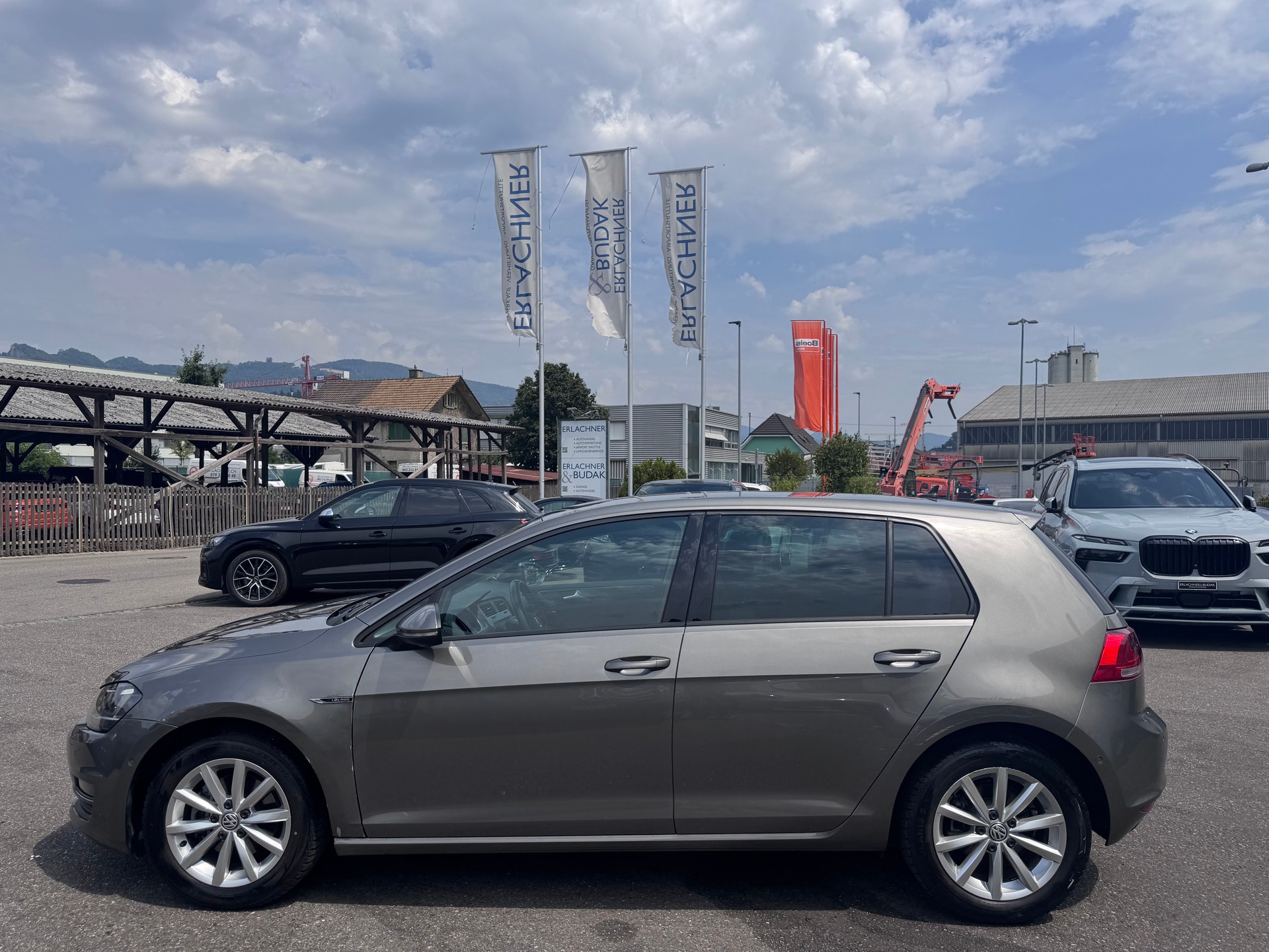 VW Golf 1.4 TSI Lounge DSG-image-2