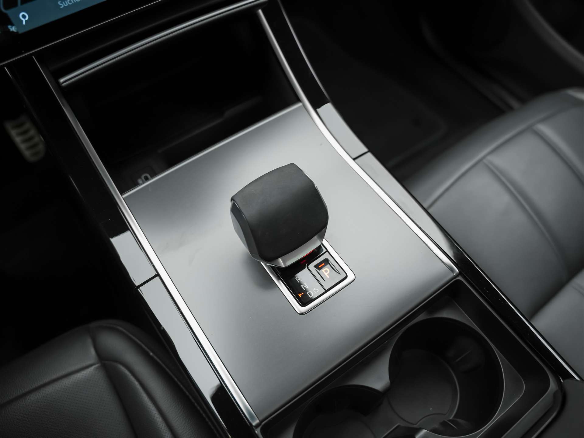 LAND ROVER Range Rover Evoque R-Dynamic D 200 MHEV SE AT9 *Facelift*Werksgarantie*Panorama*-image-22