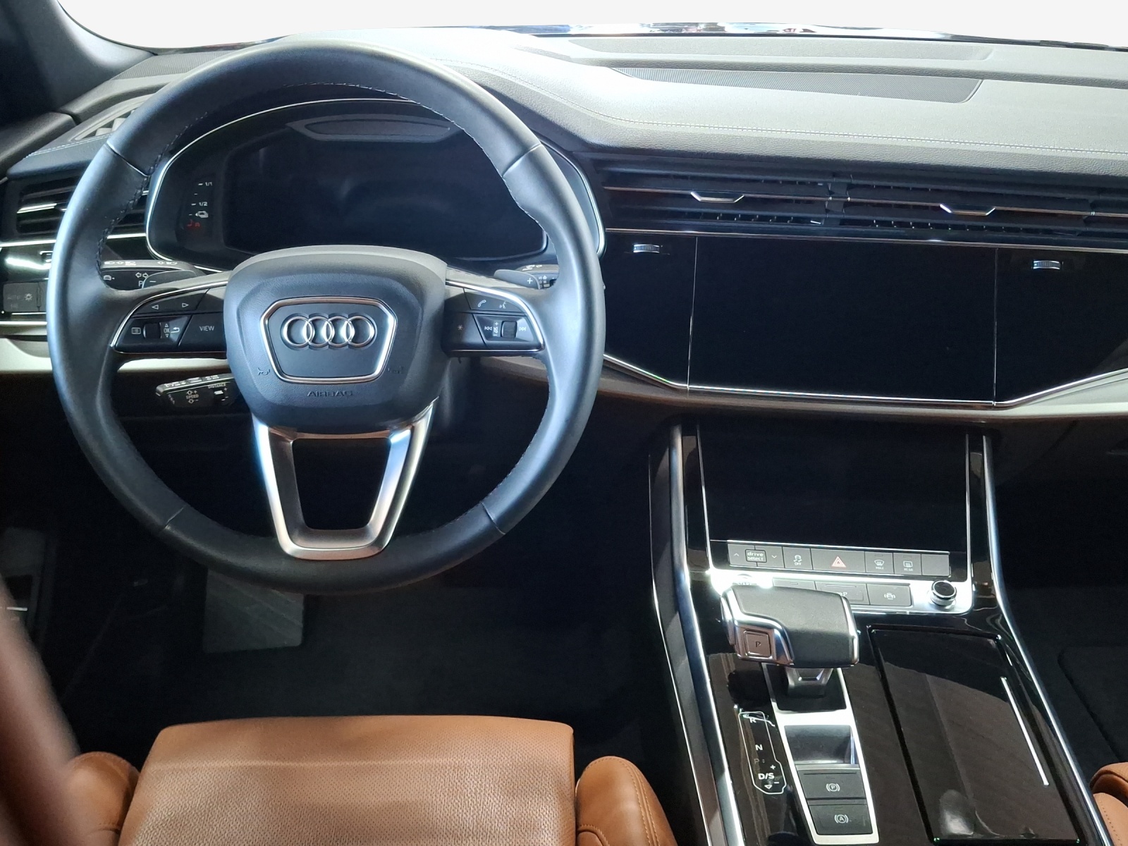 AUDI Q8 55 TFSI e quattro PHEV tiptronic-image-8