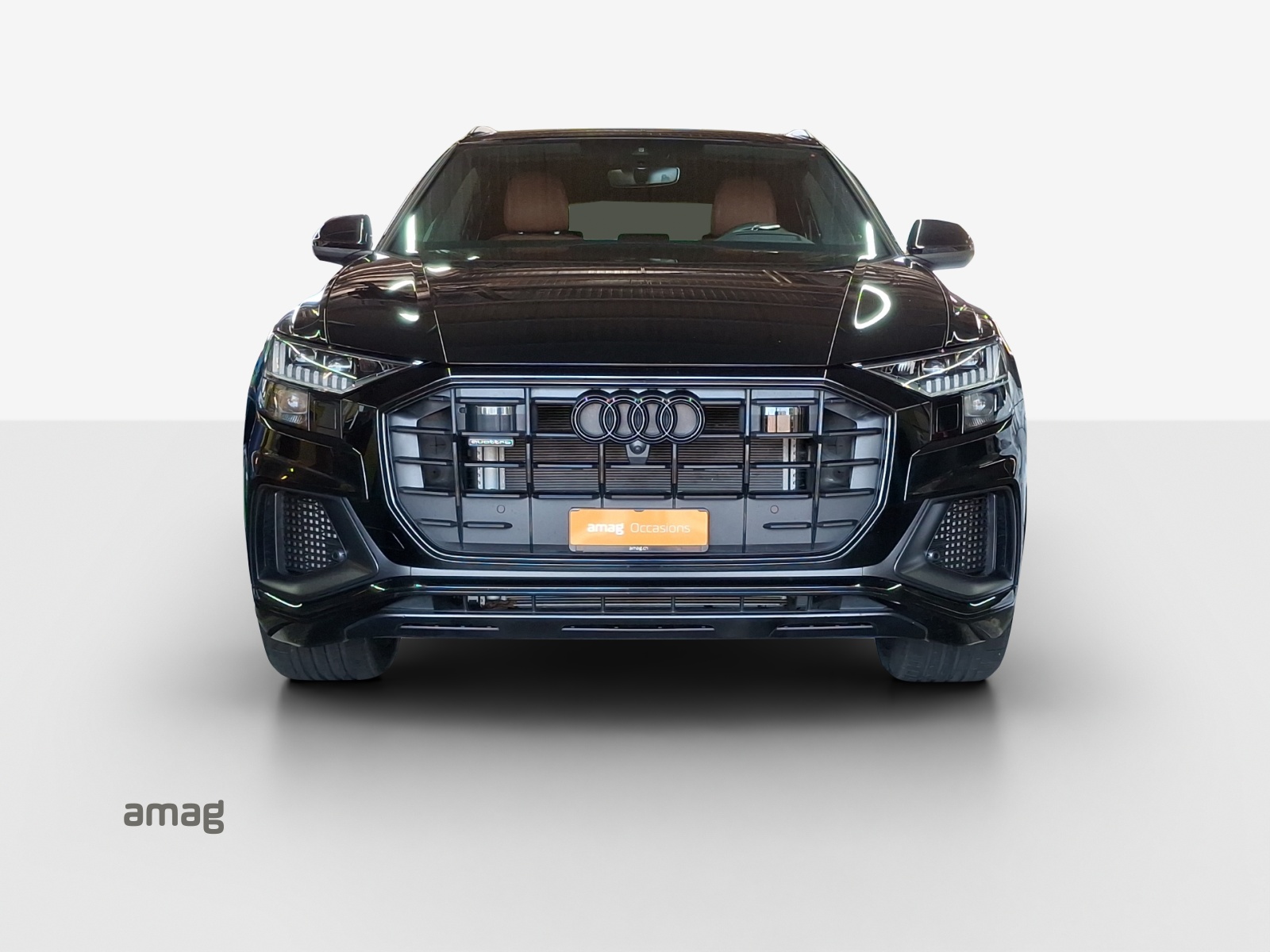 AUDI Q8 55 TFSI e quattro PHEV tiptronic-image-6