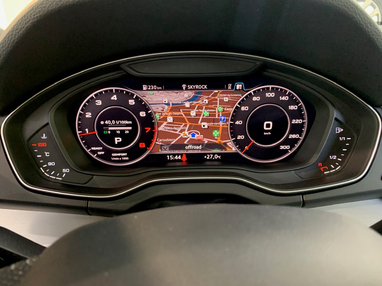 AUDI Q5 2.0 TFSI sport quattro S-tronic-image-19