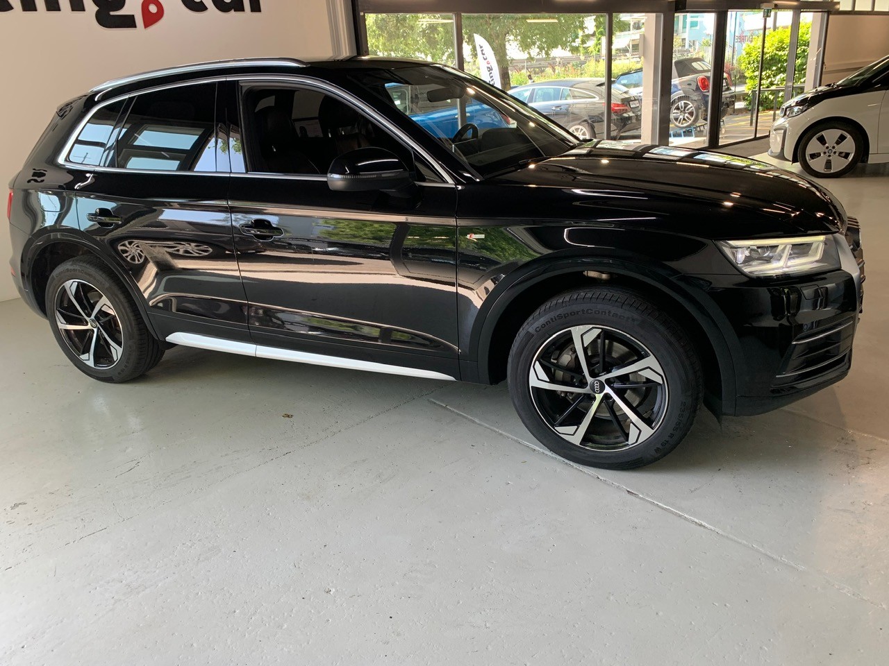 AUDI Q5 2.0 TFSI sport quattro S-tronic-image-8