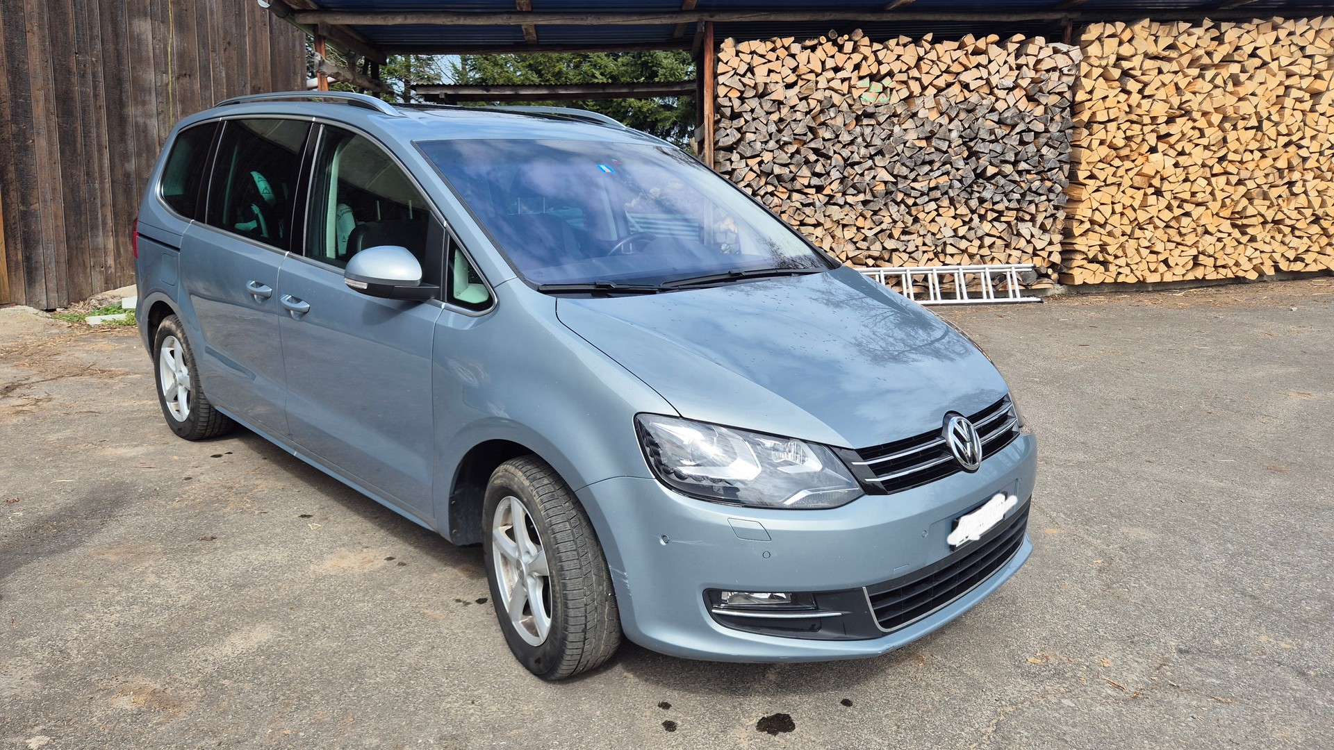 VW Sharan 2.0 TDI BMT Comfortline DSG-image-1
