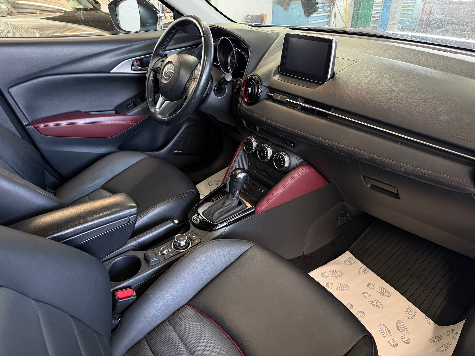 MAZDA CX-3 2.0 Revolution AWD Skyactiv Drive | CH-Auto | 1-Hand | Frisch MFK | AHK | Leder | Navi-image-8