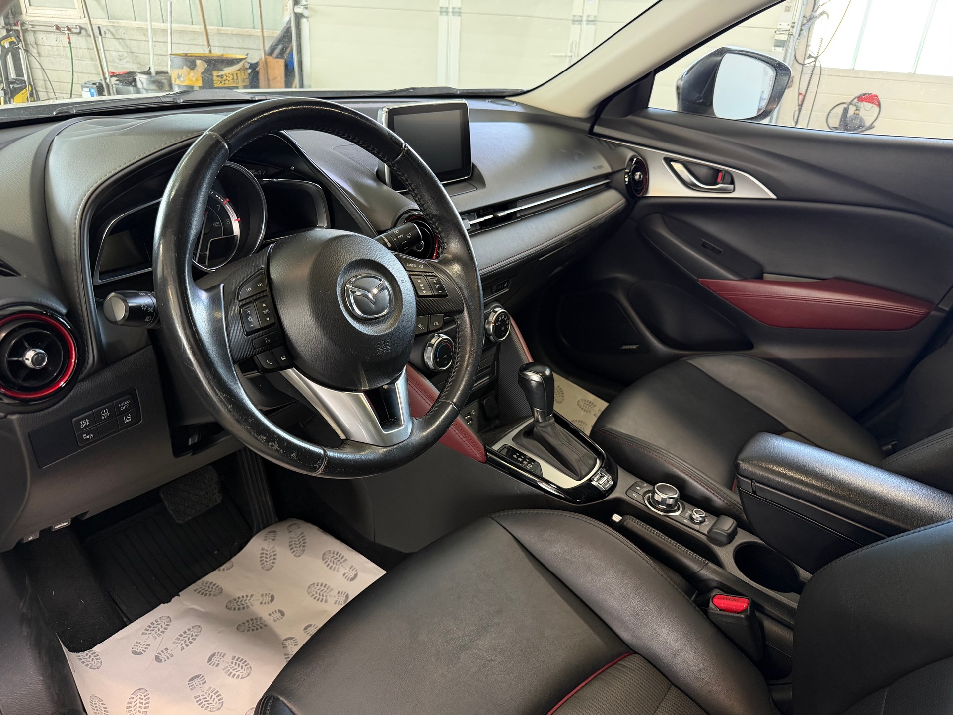MAZDA CX-3 2.0 Revolution AWD Skyactiv Drive | CH-Auto | 1-Hand | Frisch MFK | AHK | Leder | Navi-image-7