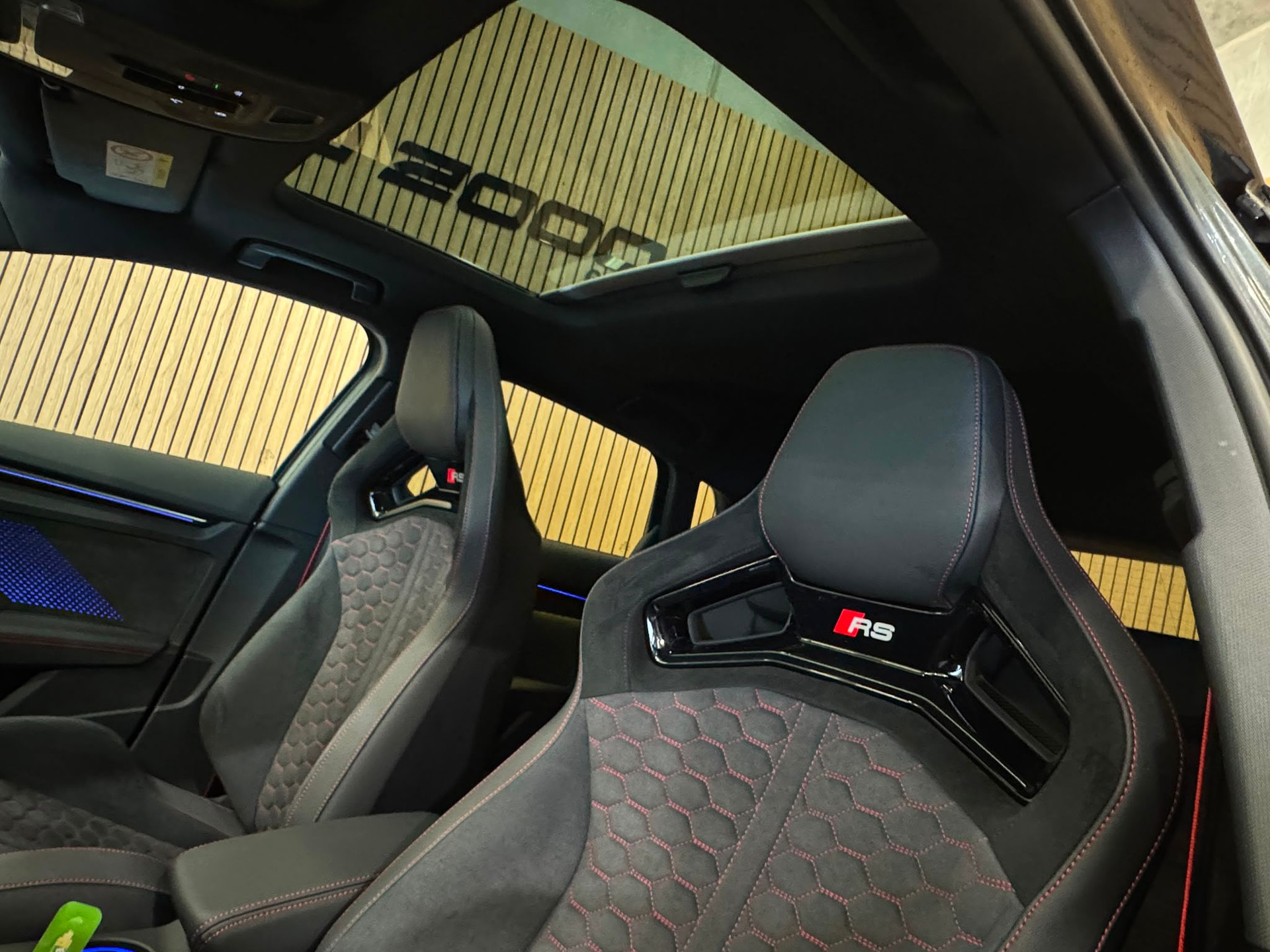AUDI RS3 Sportback 2.5 TSI competition limited quattro S-tronic-image-25