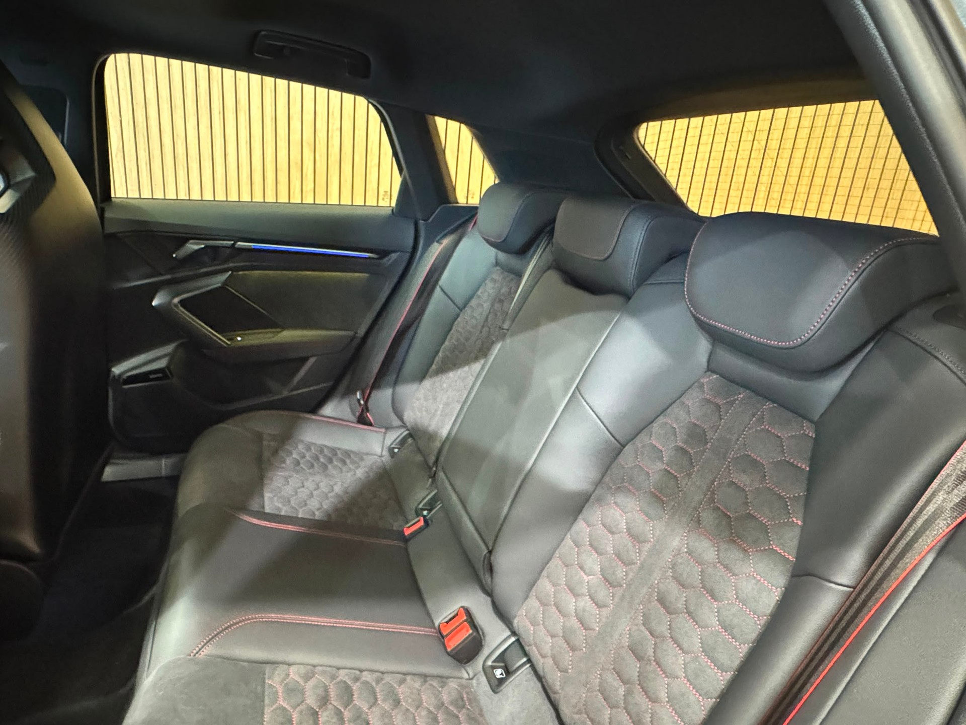 AUDI RS3 Sportback 2.5 TSI competition limited quattro S-tronic-image-27