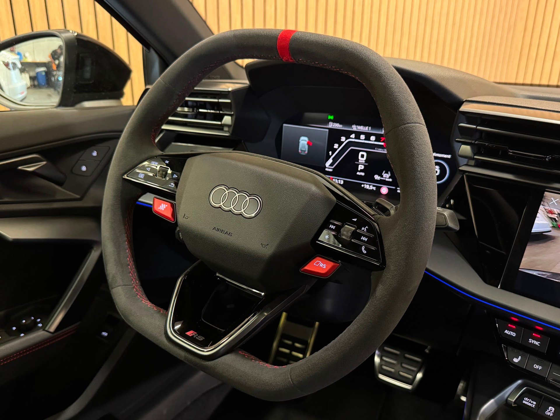 AUDI RS3 Sportback 2.5 TSI competition limited quattro S-tronic-image-12