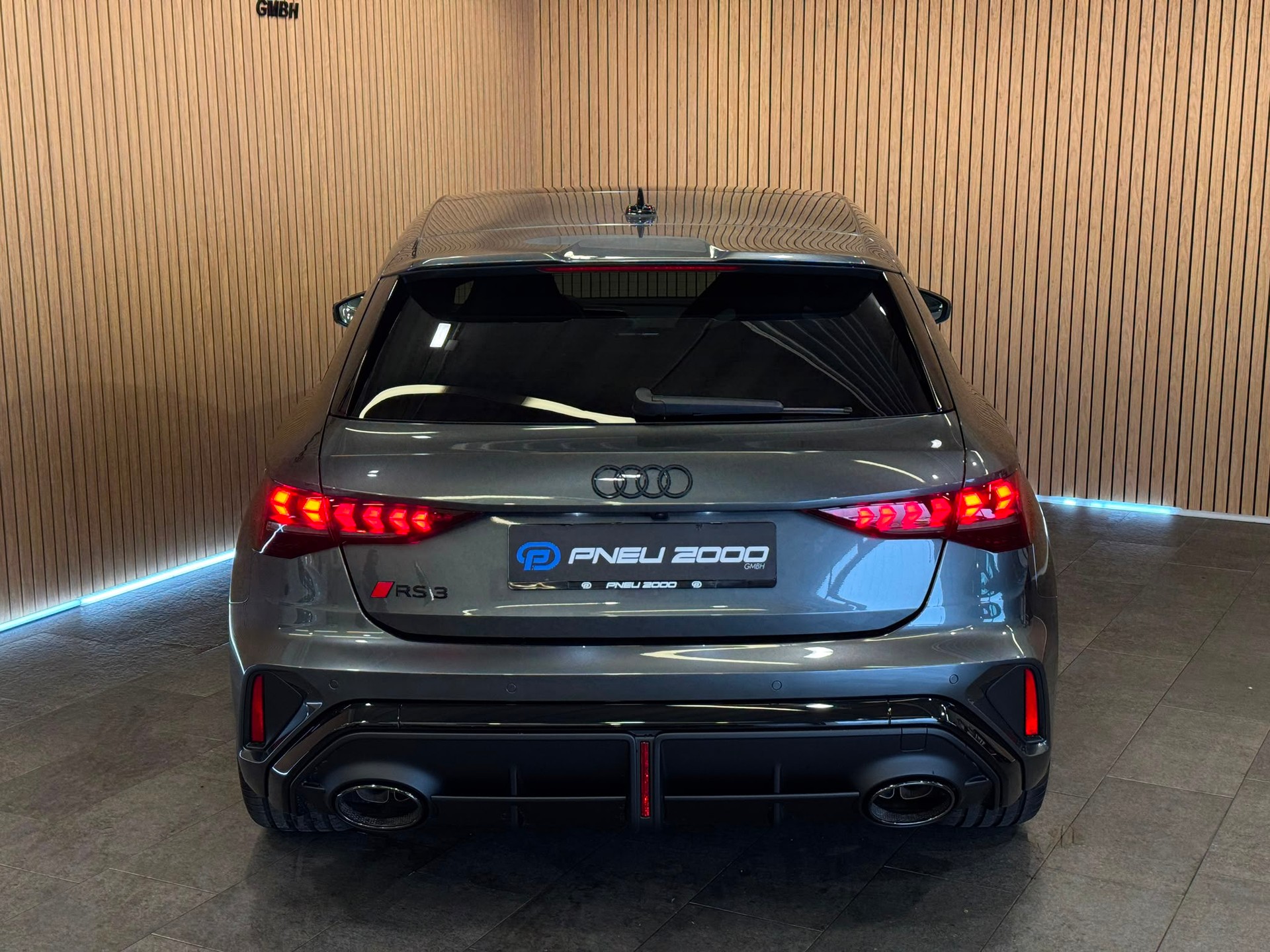 AUDI RS3 Sportback 2.5 TSI competition limited quattro S-tronic-image-7