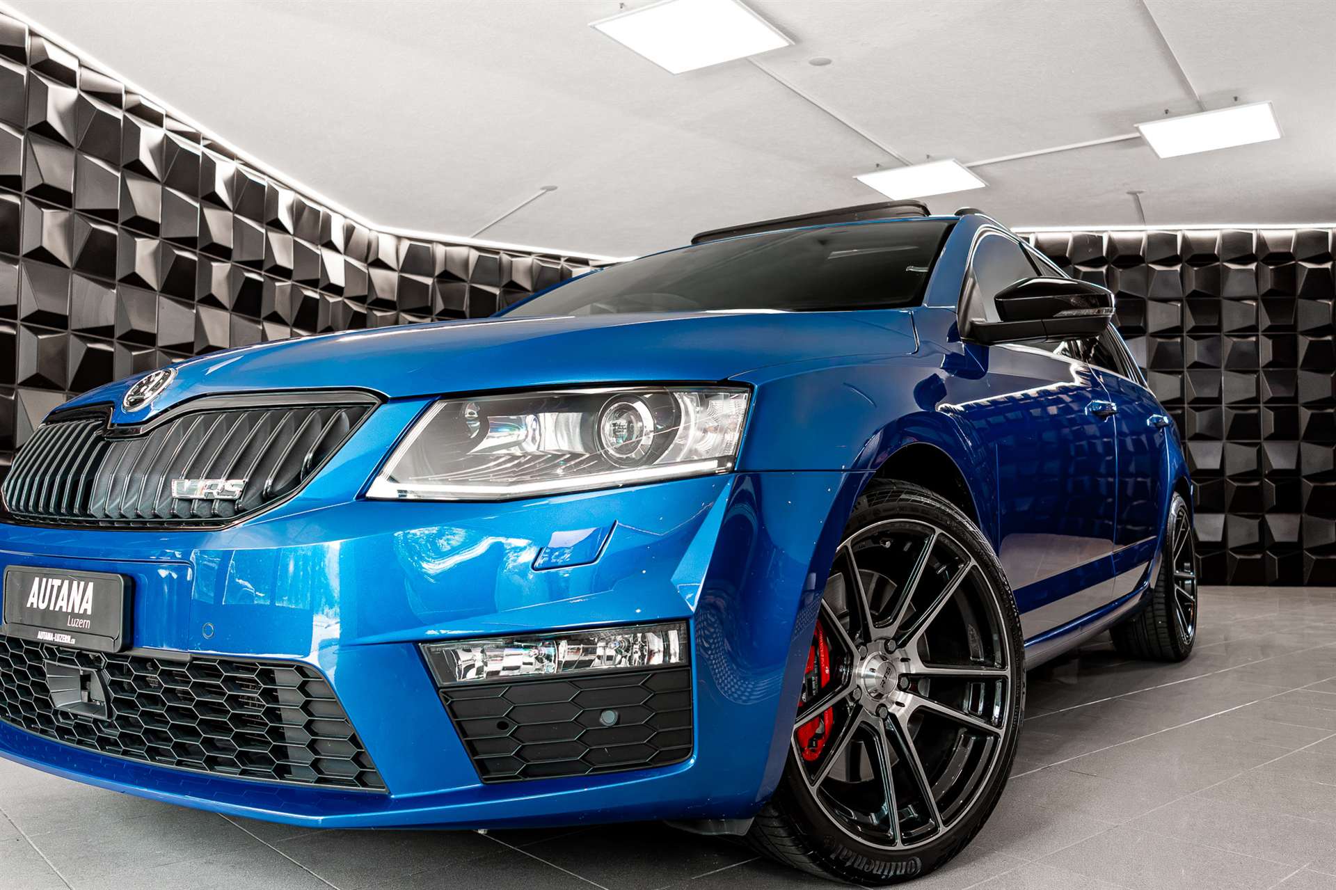 SKODA Octavia Combi 2.0 TSI RS DSG-image-28