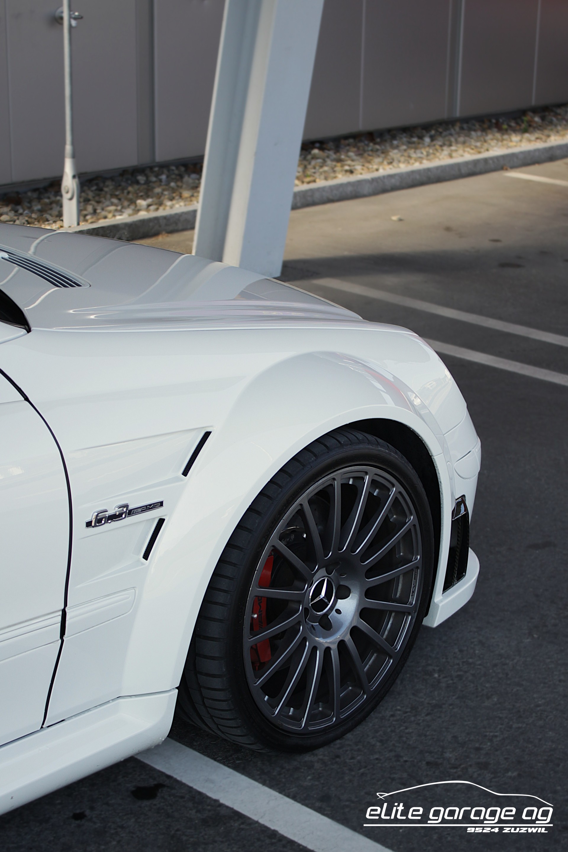MERCEDES-BENZ CLK 63 AMG Black Series 7G-Tronic-image-10