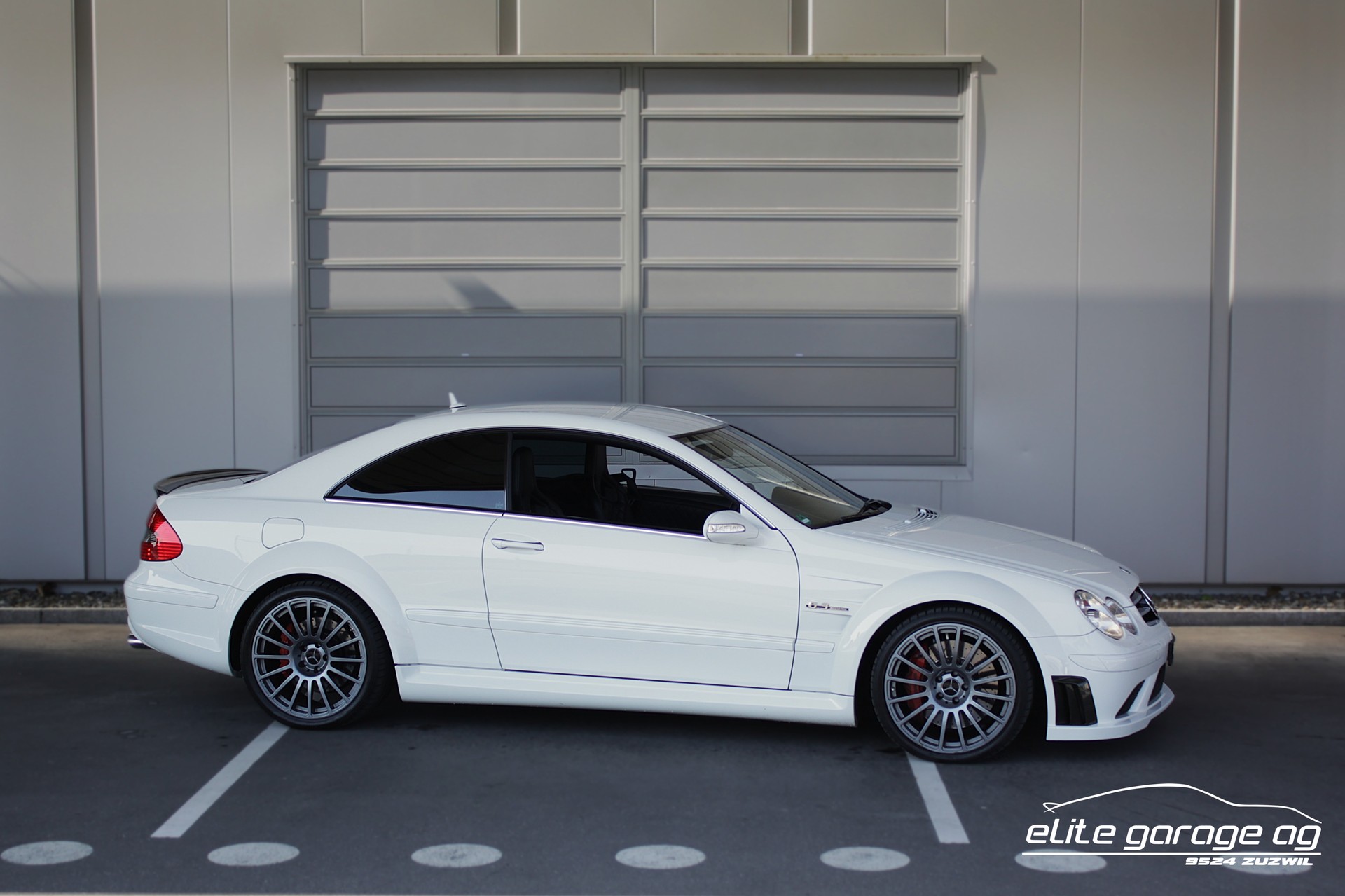 MERCEDES-BENZ CLK 63 AMG Black Series 7G-Tronic-image-6