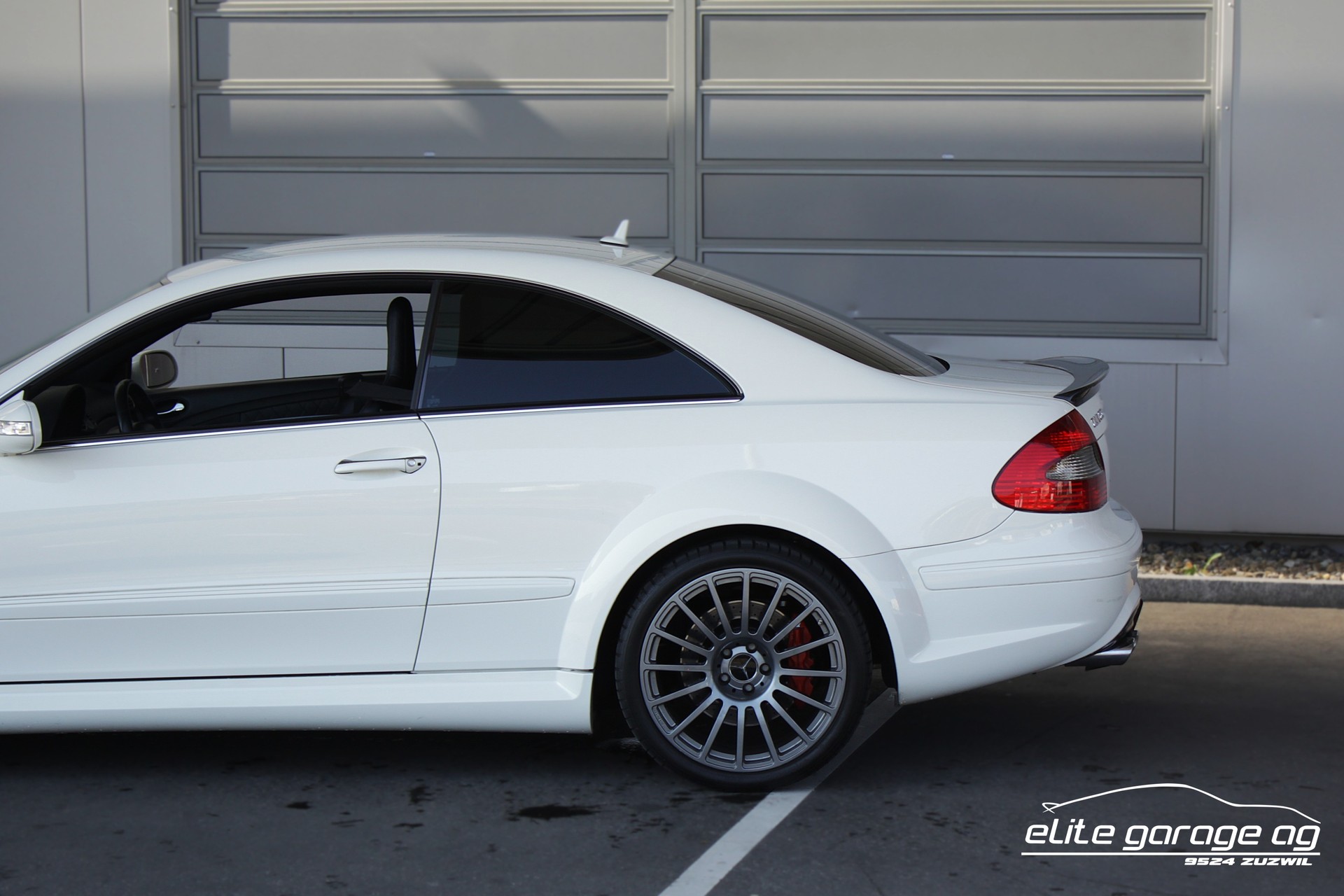 MERCEDES-BENZ CLK 63 AMG Black Series 7G-Tronic-image-12