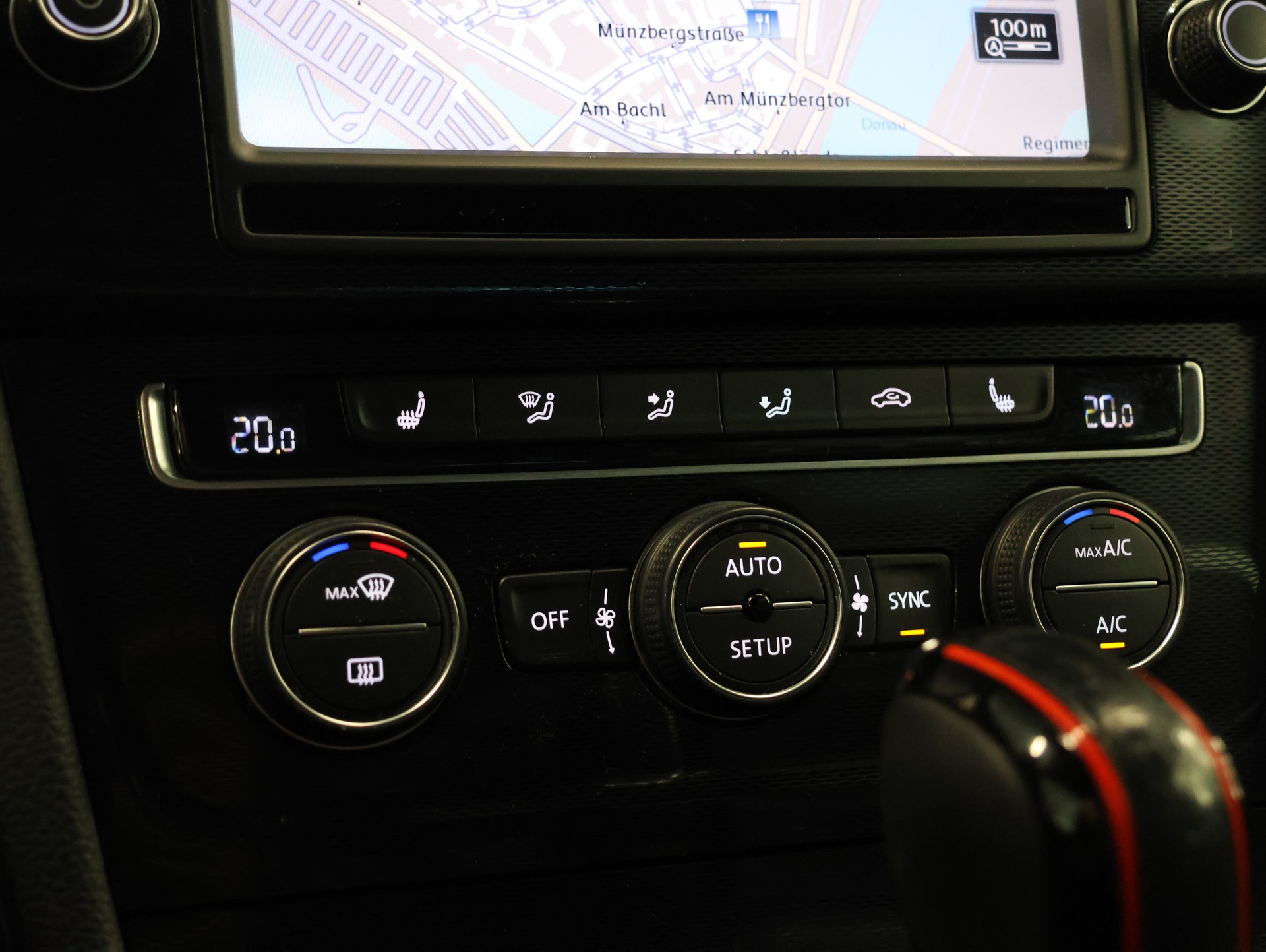 VW VW Golf *Sitzheizung* *Rückfahrkamera*-image-15