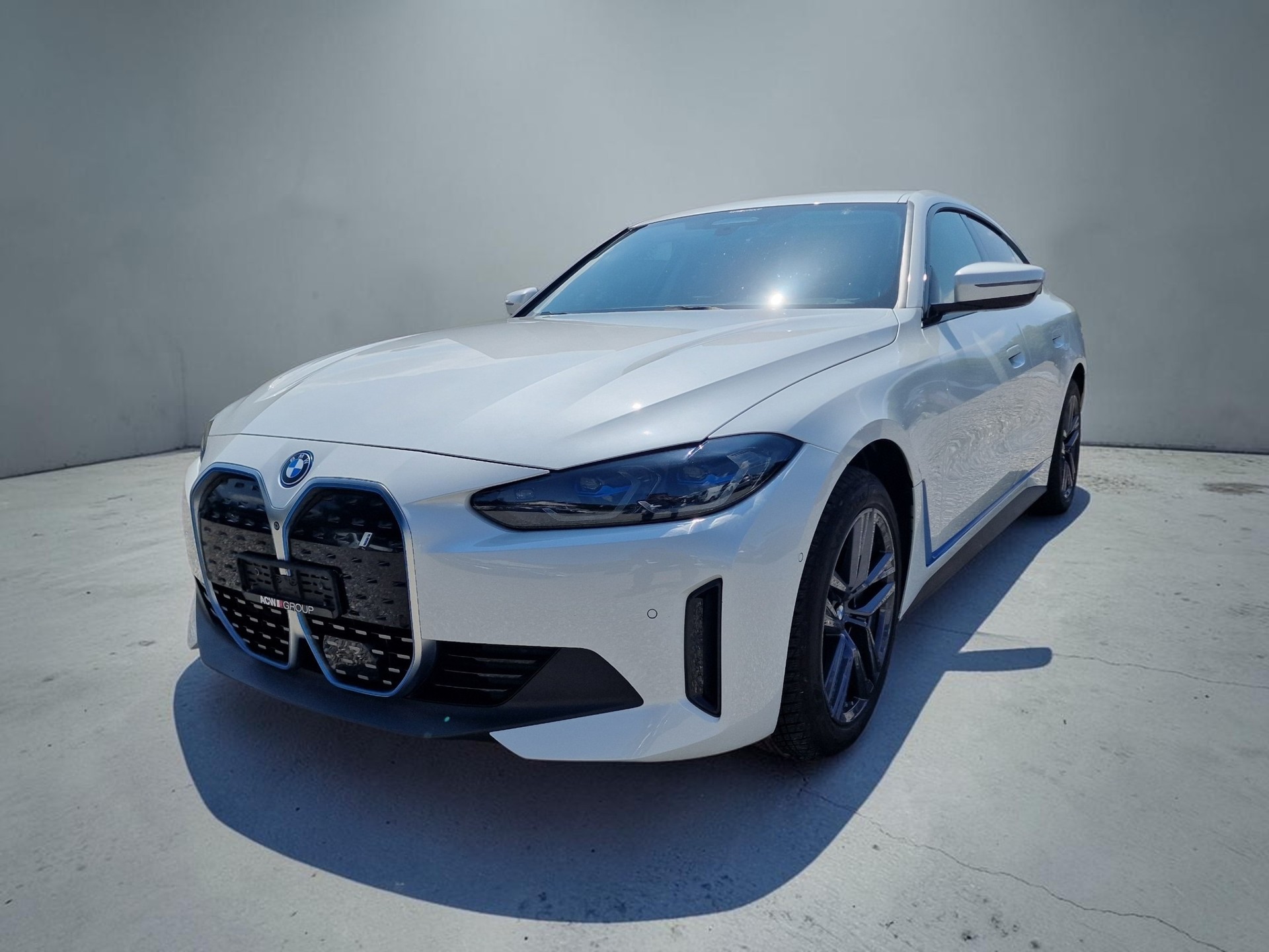 BMW i4 eDrive 40 8x Alu 590km WLTP-image-1