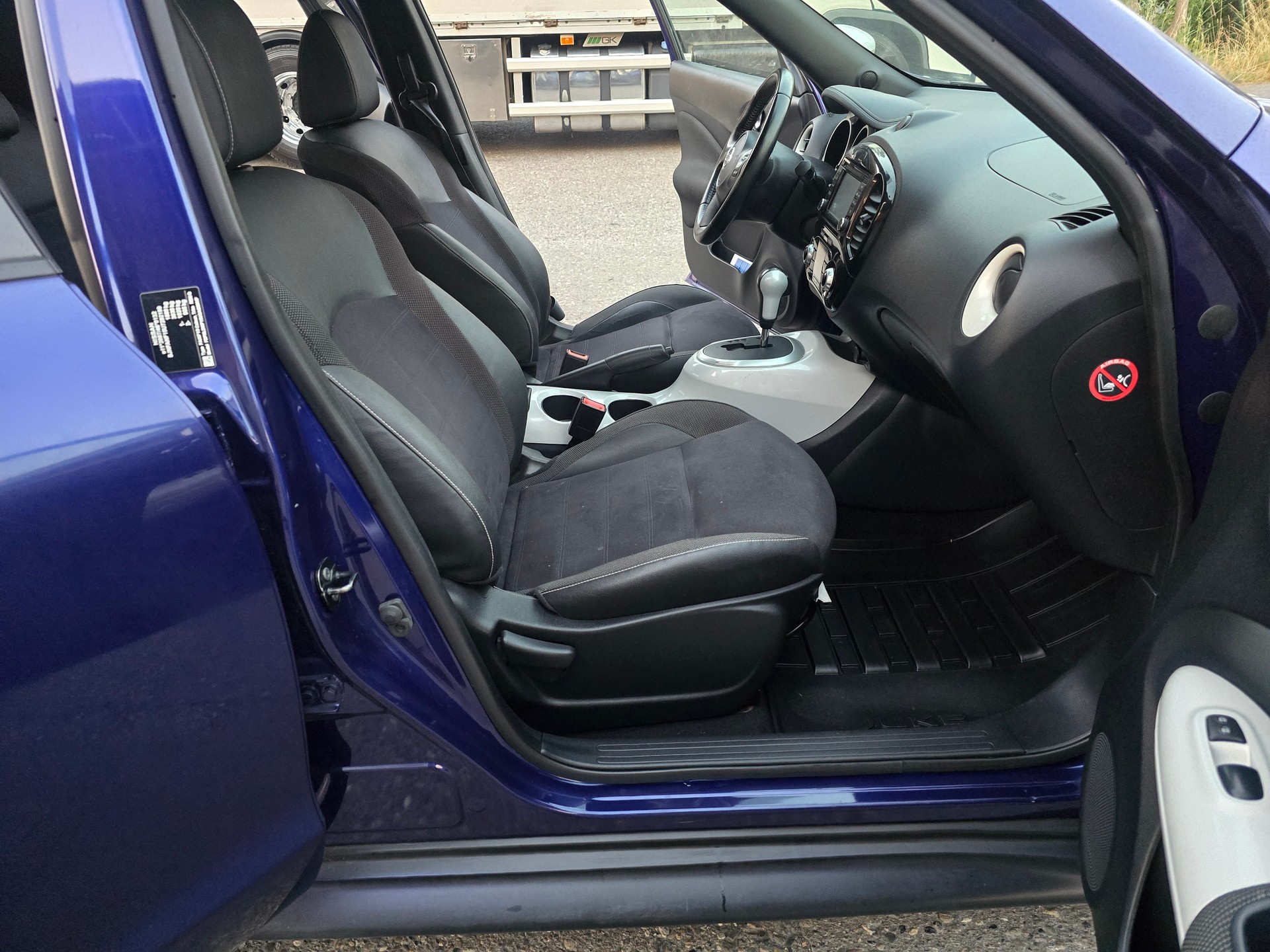 NISSAN Juke 1.6 DIG-T N-Connecta 4x4 Xtronic M-CVT-image-16