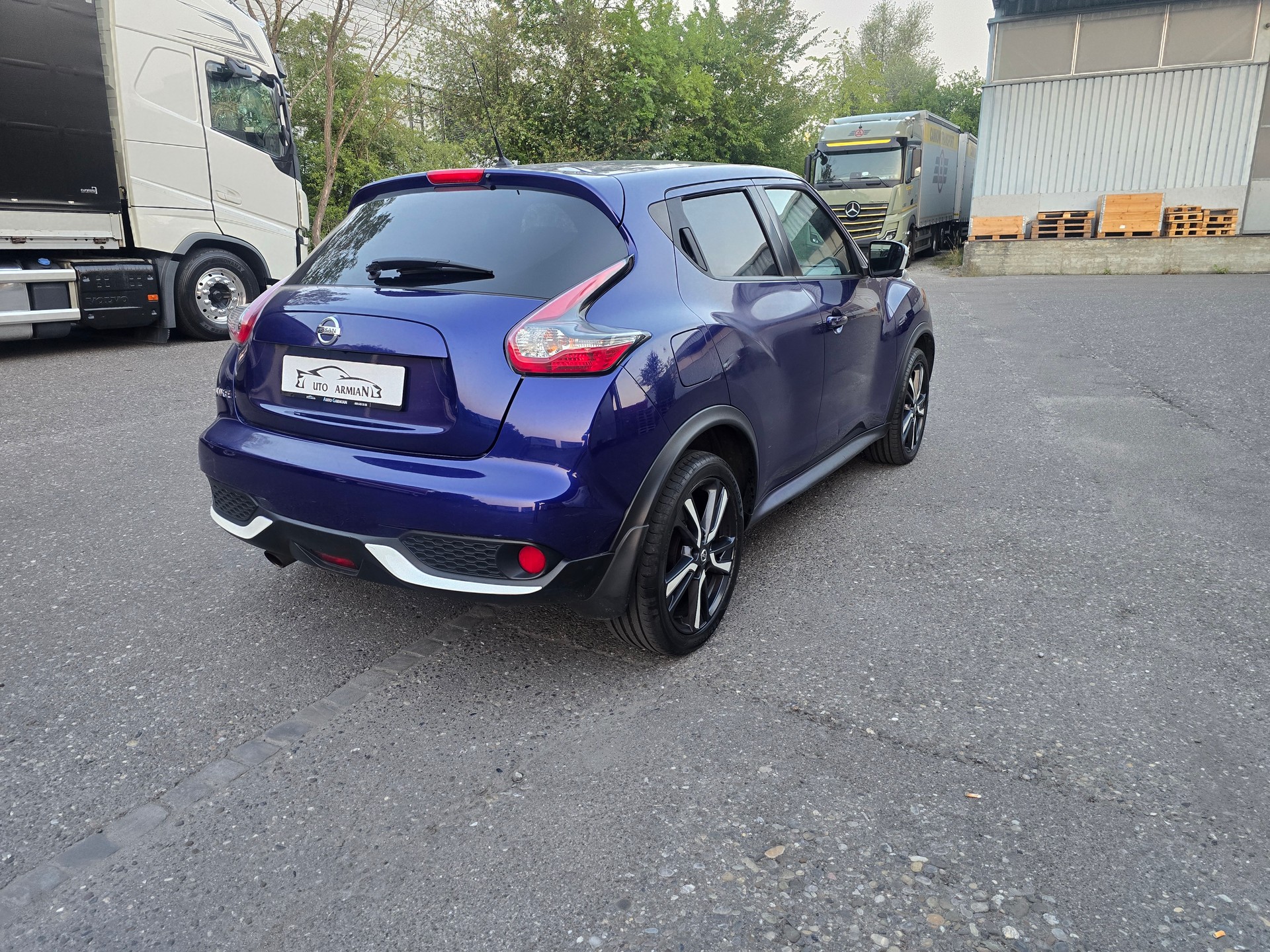 NISSAN Juke 1.6 DIG-T N-Connecta 4x4 Xtronic M-CVT-image-8