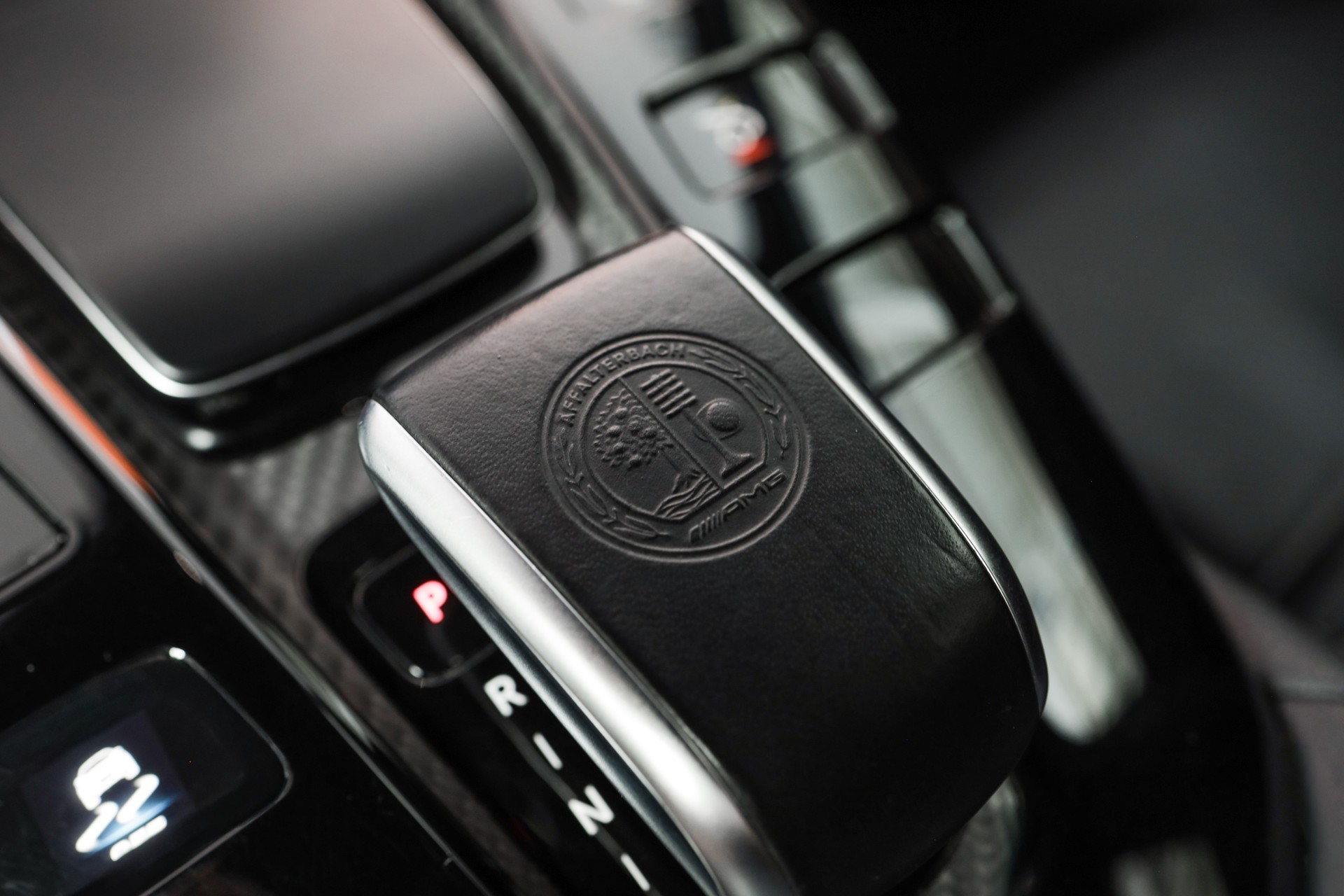 MERCEDES-BENZ AMG GT 4 43 4Matic+ Executive Speedshift MCT-image-19