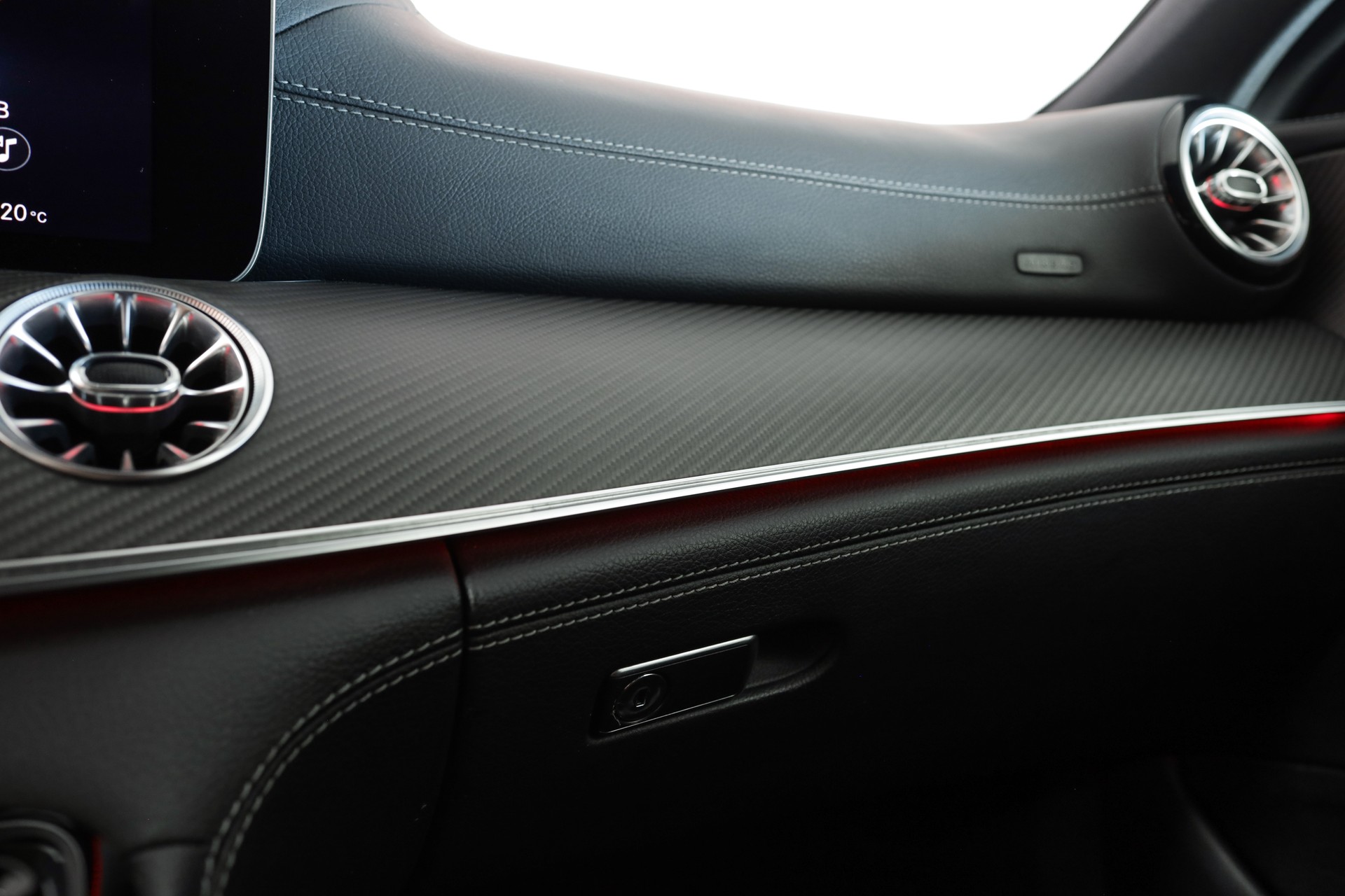 MERCEDES-BENZ AMG GT 4 43 4Matic+ Executive Speedshift MCT-image-17