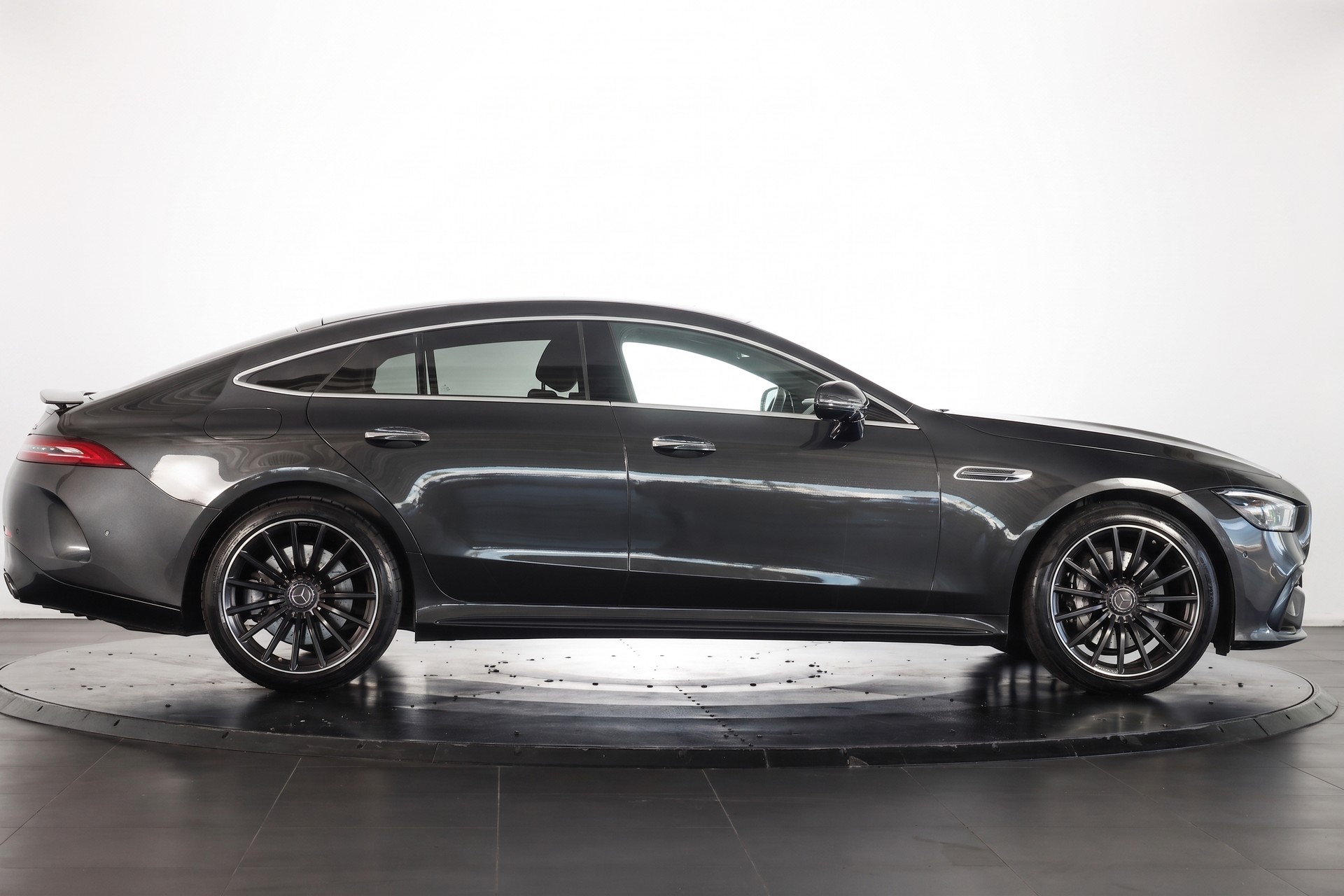 MERCEDES-BENZ AMG GT 4 43 4Matic+ Executive Speedshift MCT-image-4