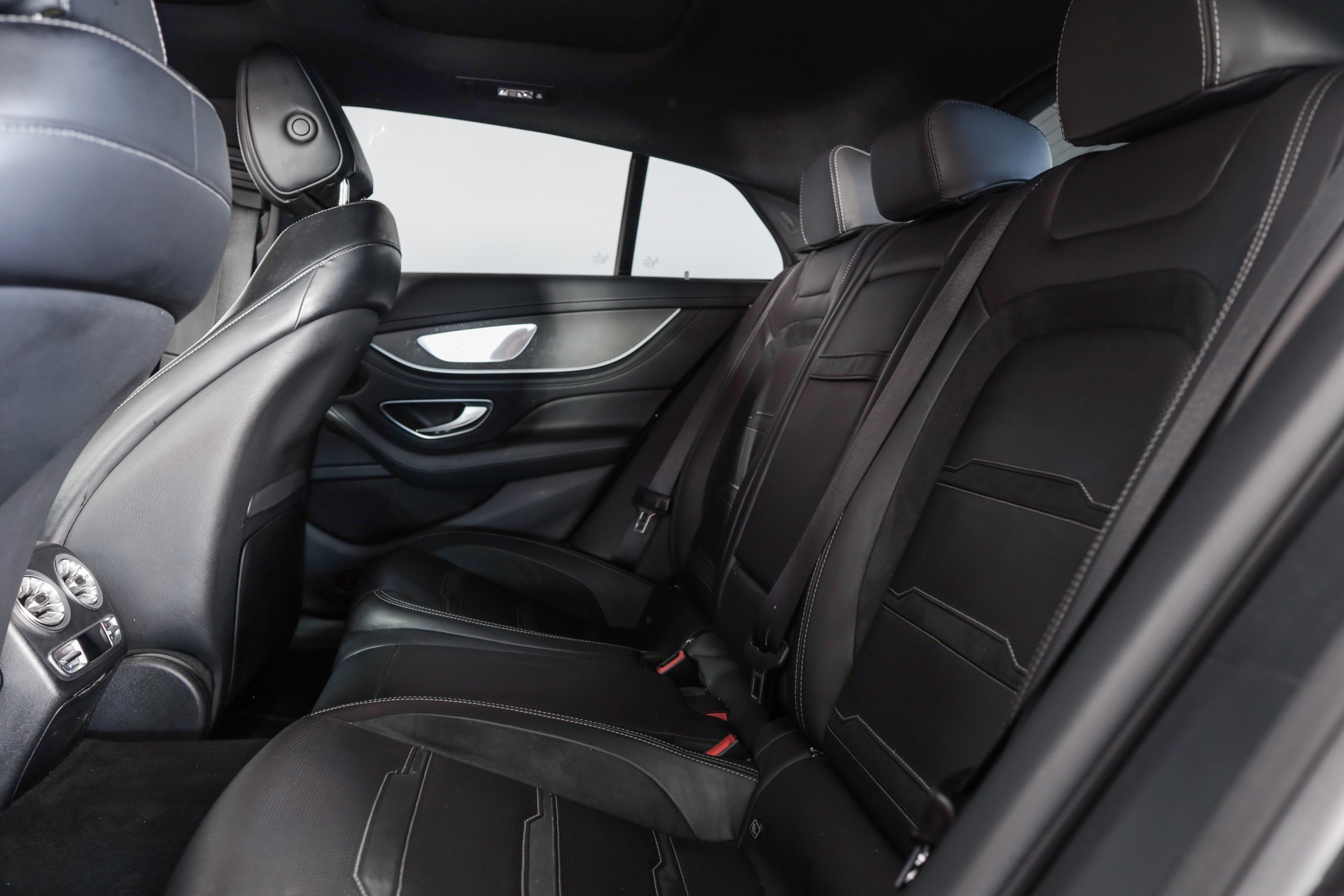 MERCEDES-BENZ AMG GT 4 43 4Matic+ Executive Speedshift MCT-image-14