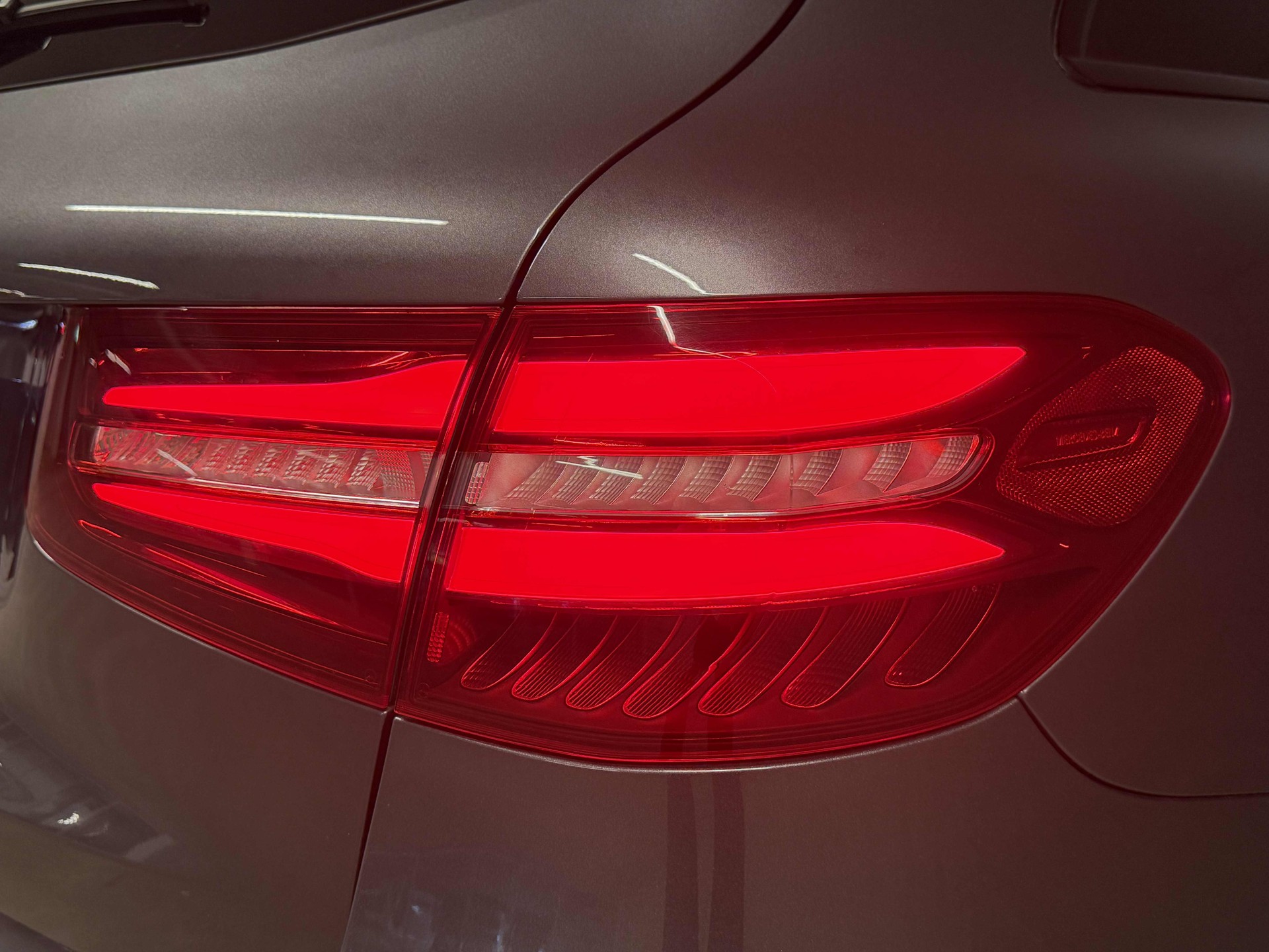 MERCEDES-BENZ GLC 43 AMG 4Matic 9G-Tronic-image-7