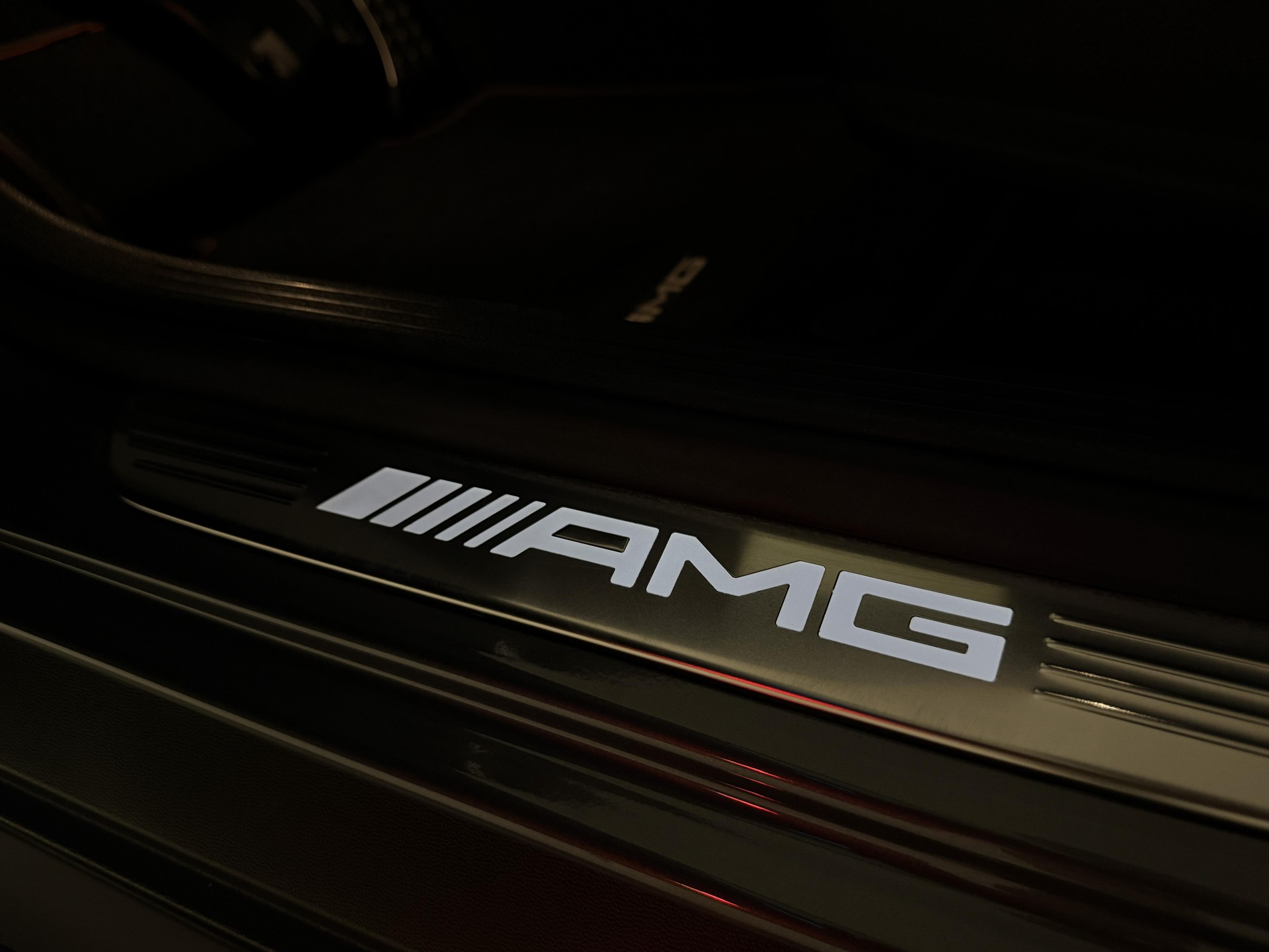 MERCEDES-BENZ GLC 43 AMG 4Matic 9G-Tronic-image-10