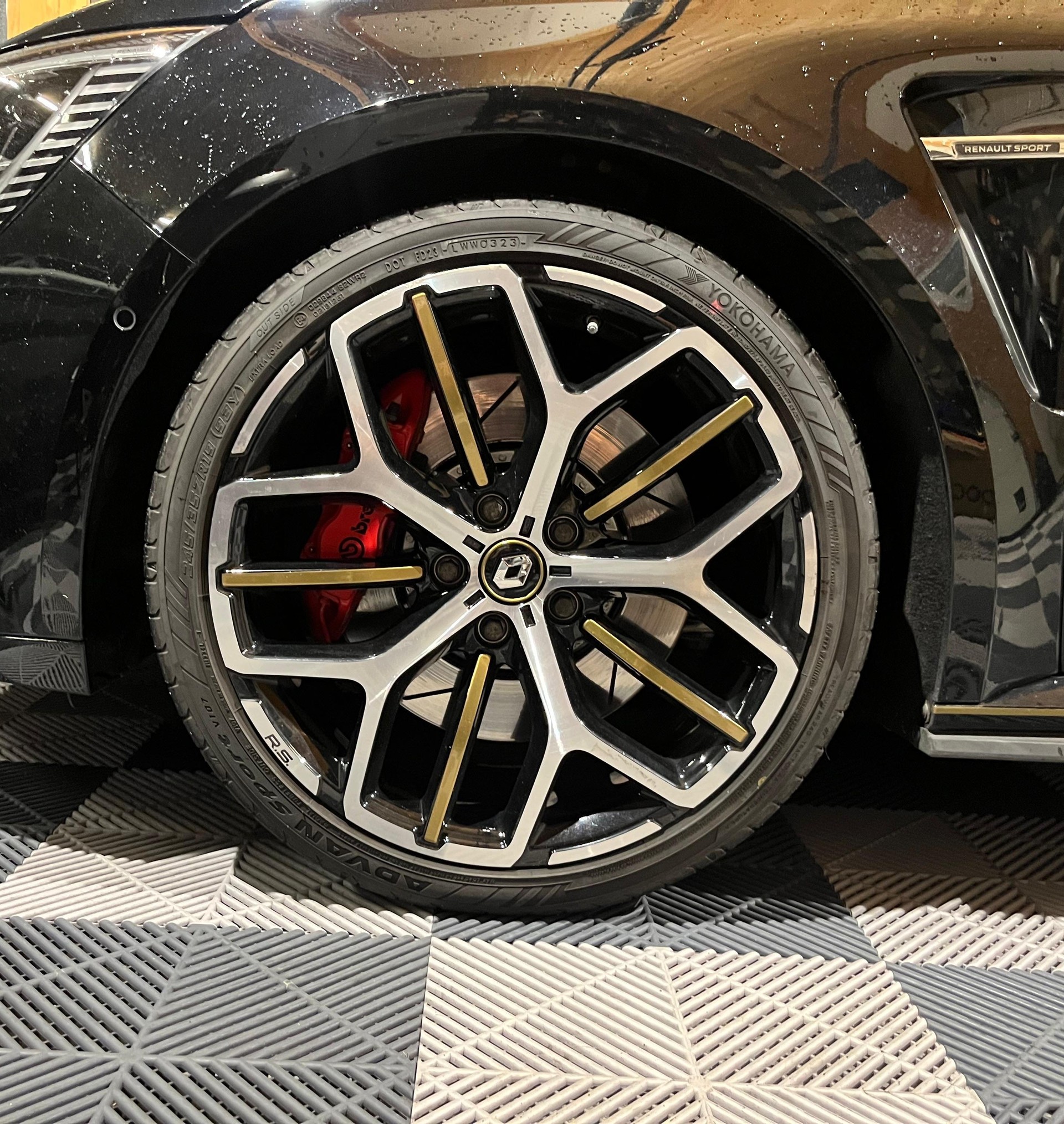 RENAULT Mégane Trophy 300 EDC-image-10