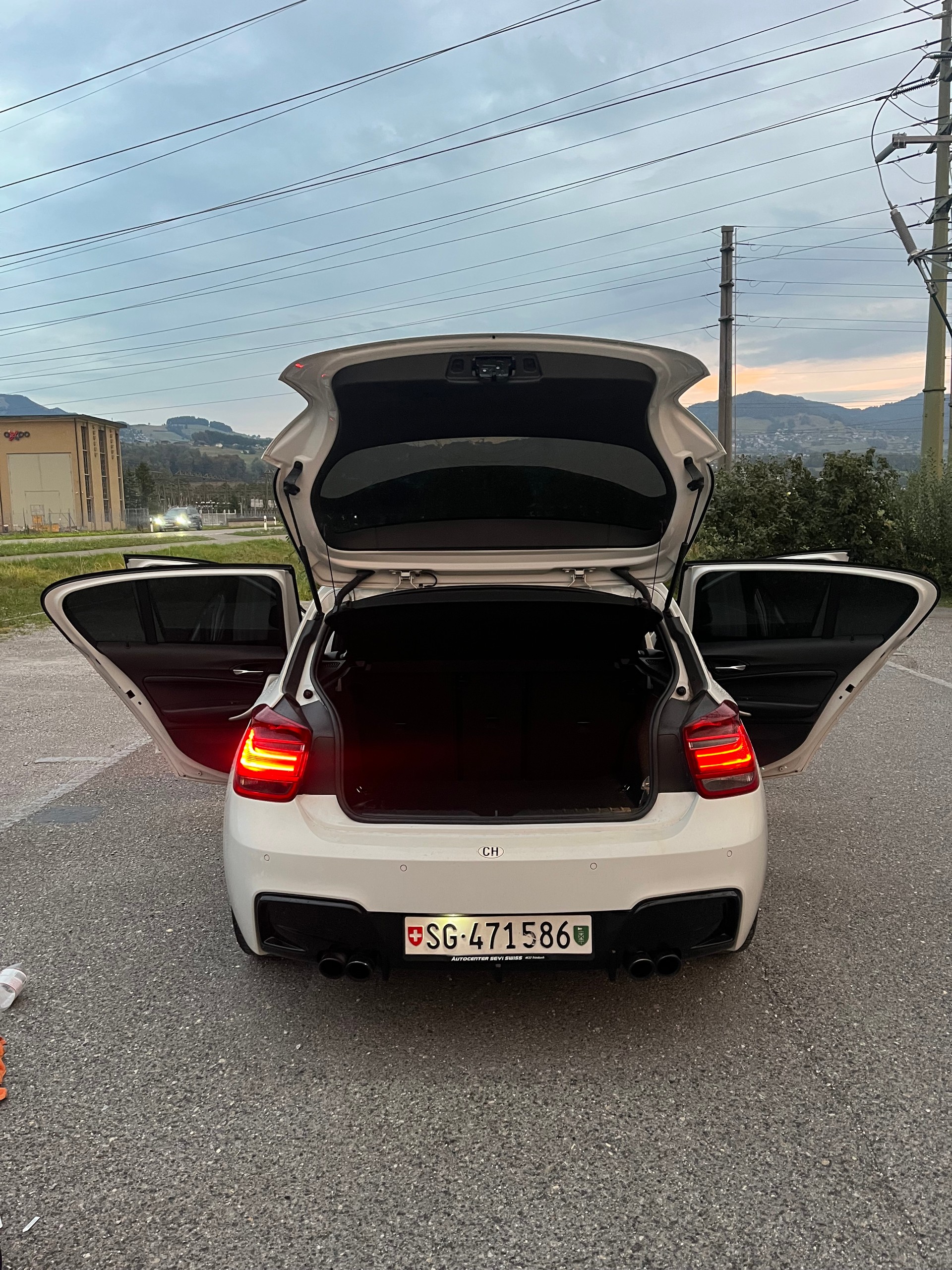 BMW 116i M Sport-image-0