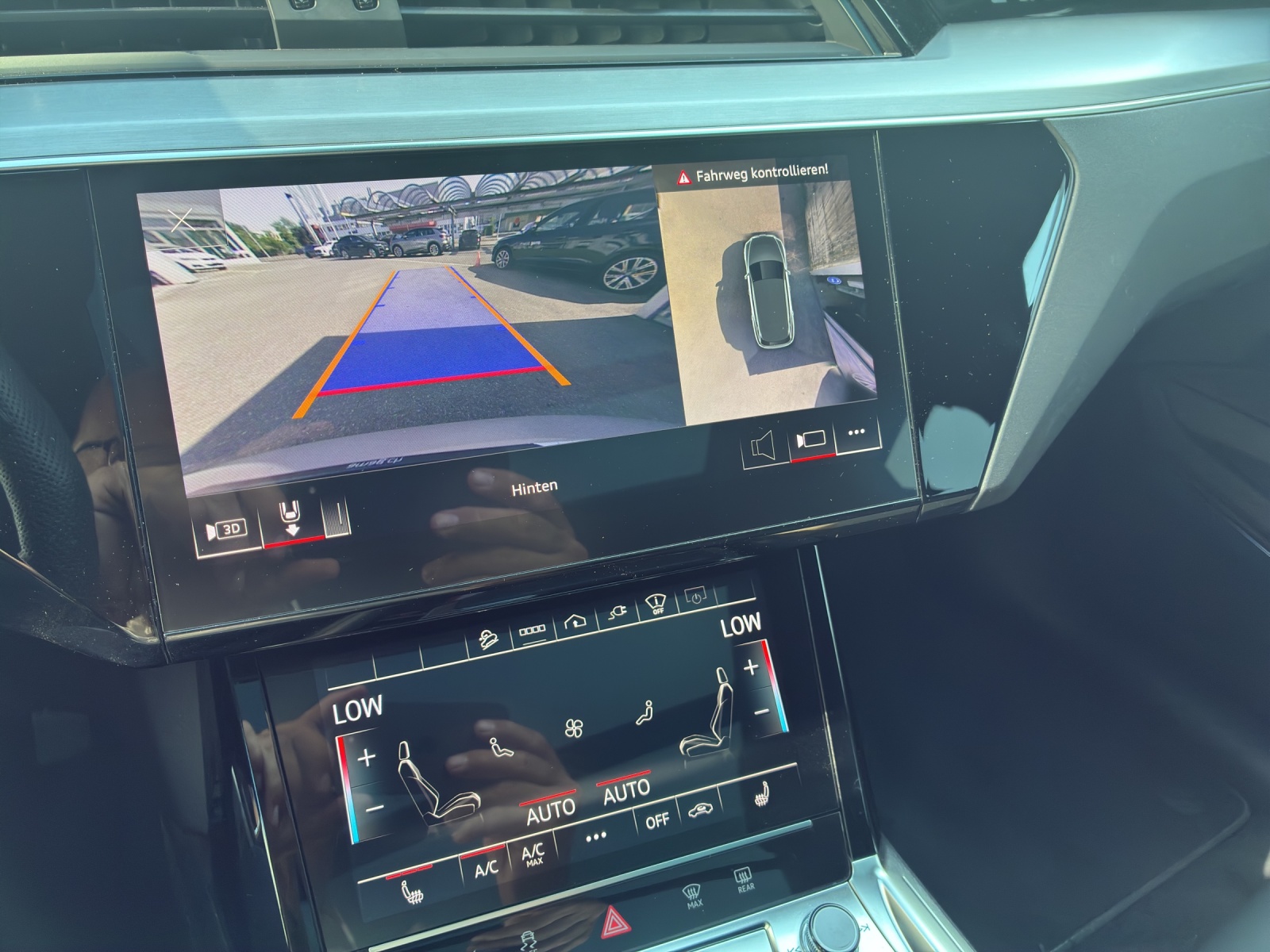AUDI e-tron S quattro-image-10