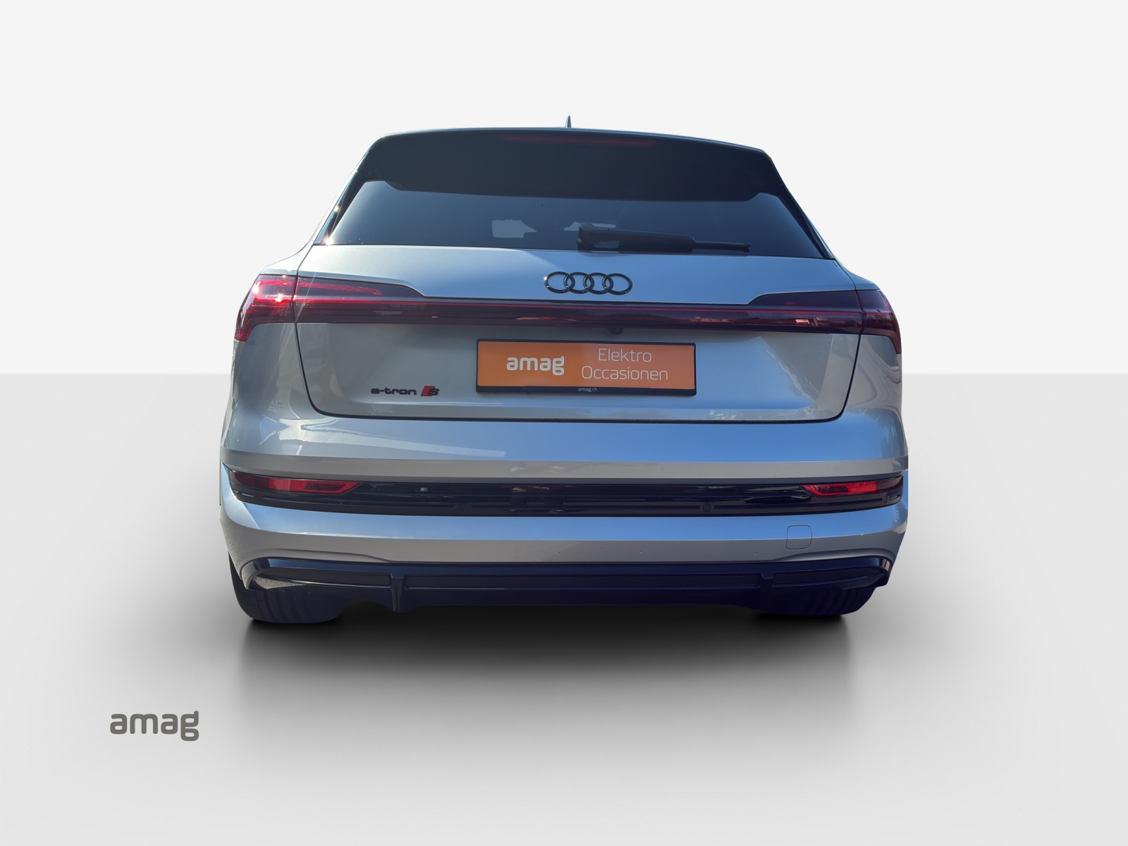 AUDI e-tron S quattro-image-3