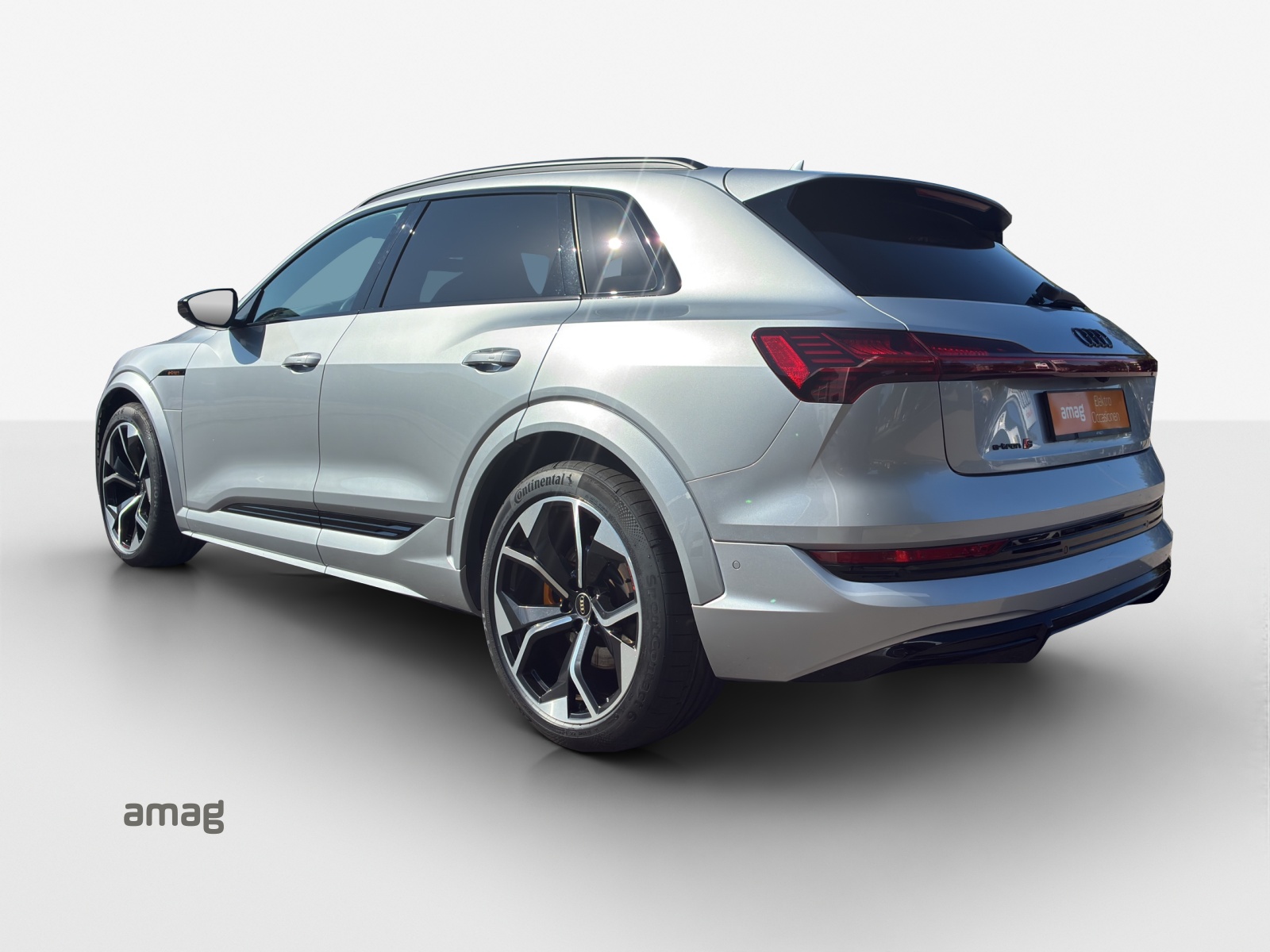 AUDI e-tron S quattro-image-2