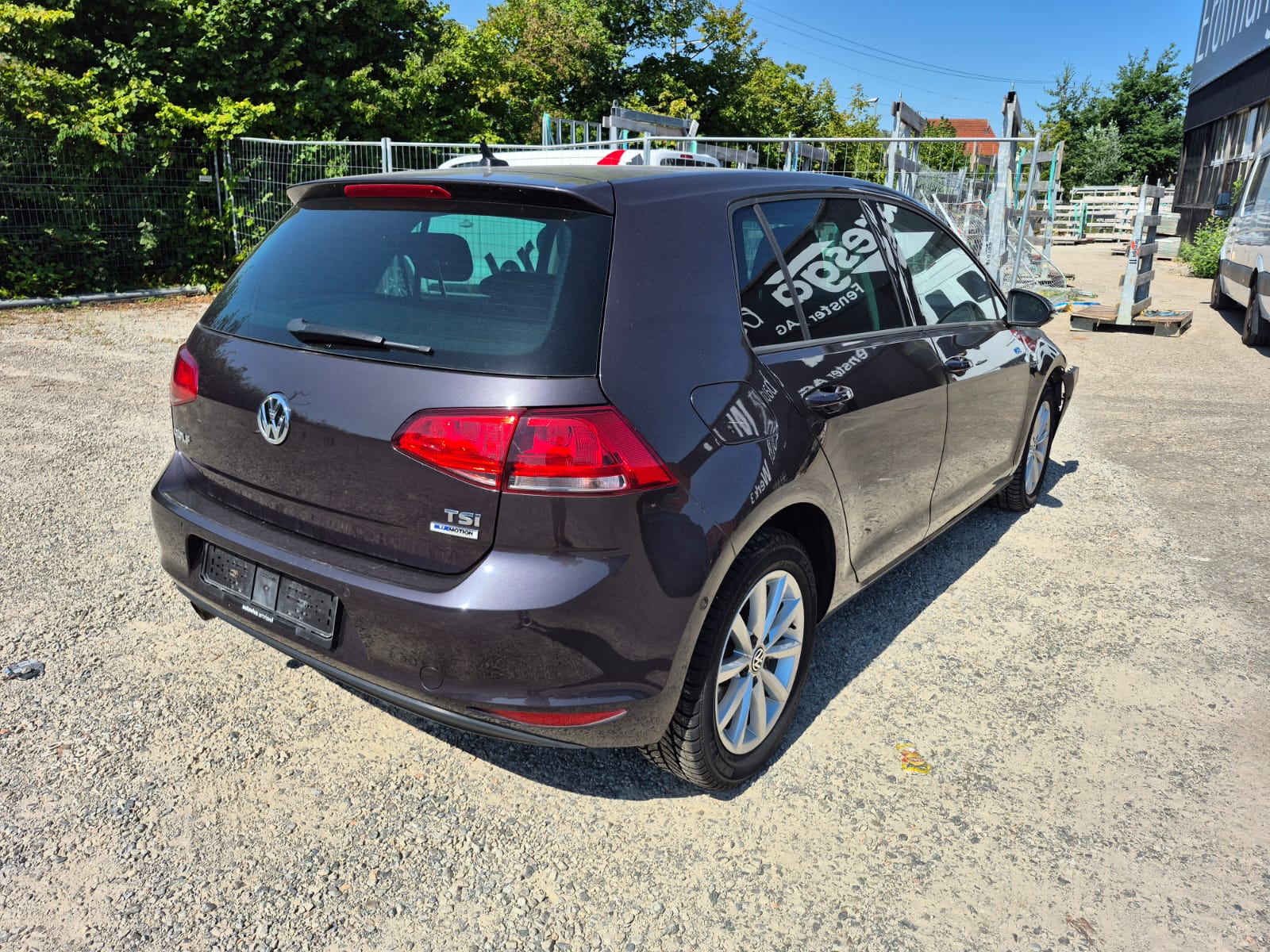 VW Golf 1.2 TSI Lounge-image-4