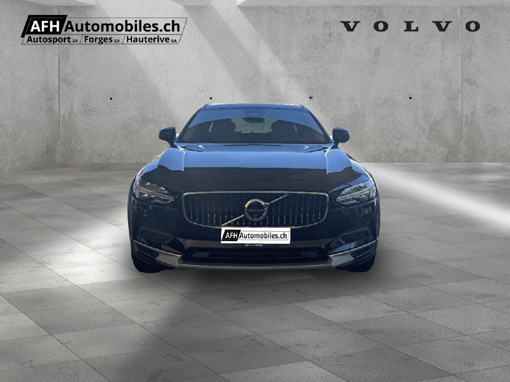 VOLVO V90 Cross Country 2.0 B5 Plus-showroom-element-2