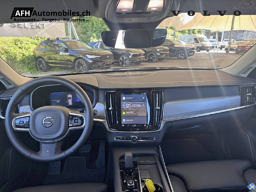 VOLVO V90 Cross Country 2.0 B5 Plus-image-8