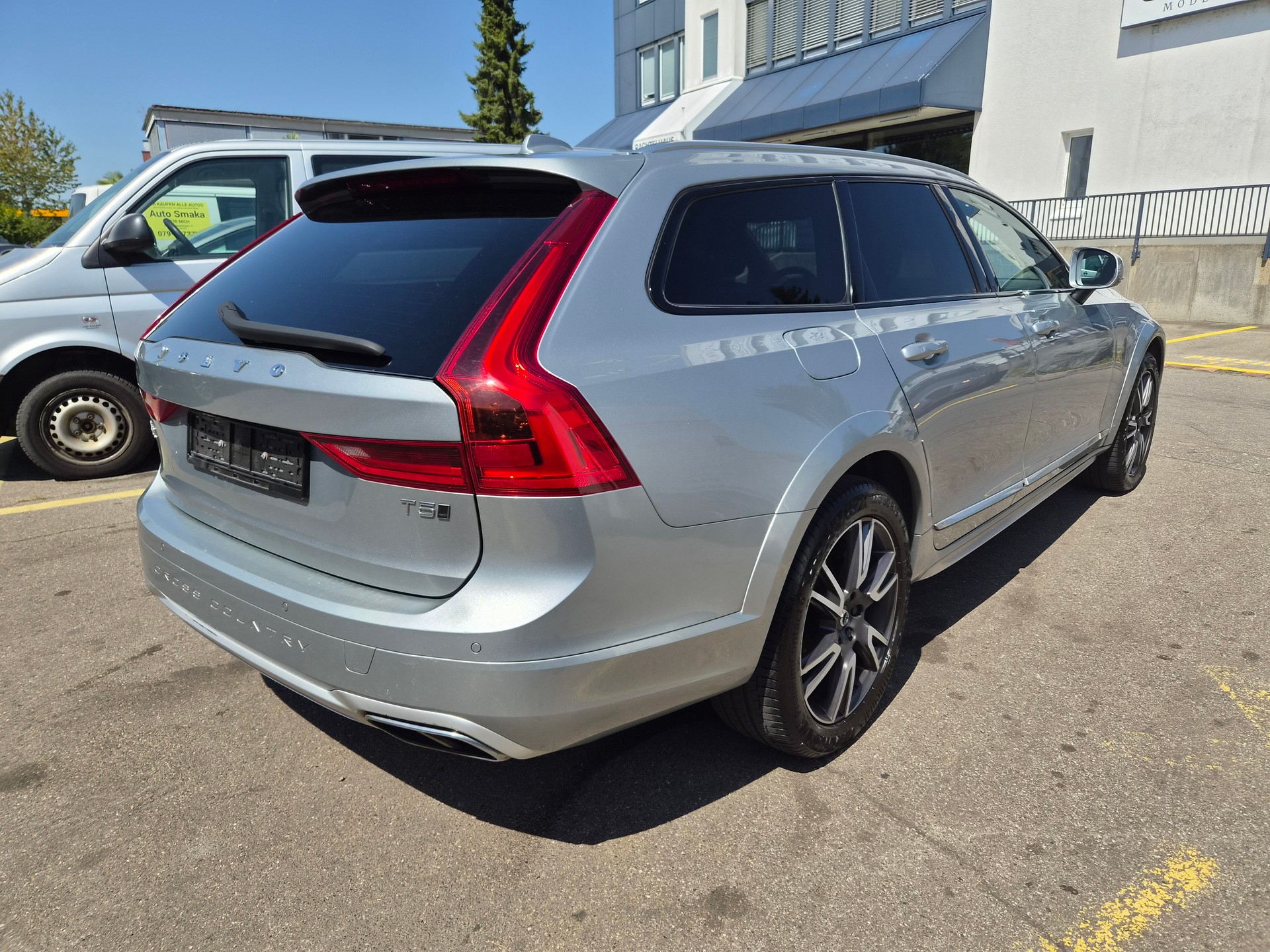 VOLVO V90 Cross Country T5 AWD Geartronic-image-6