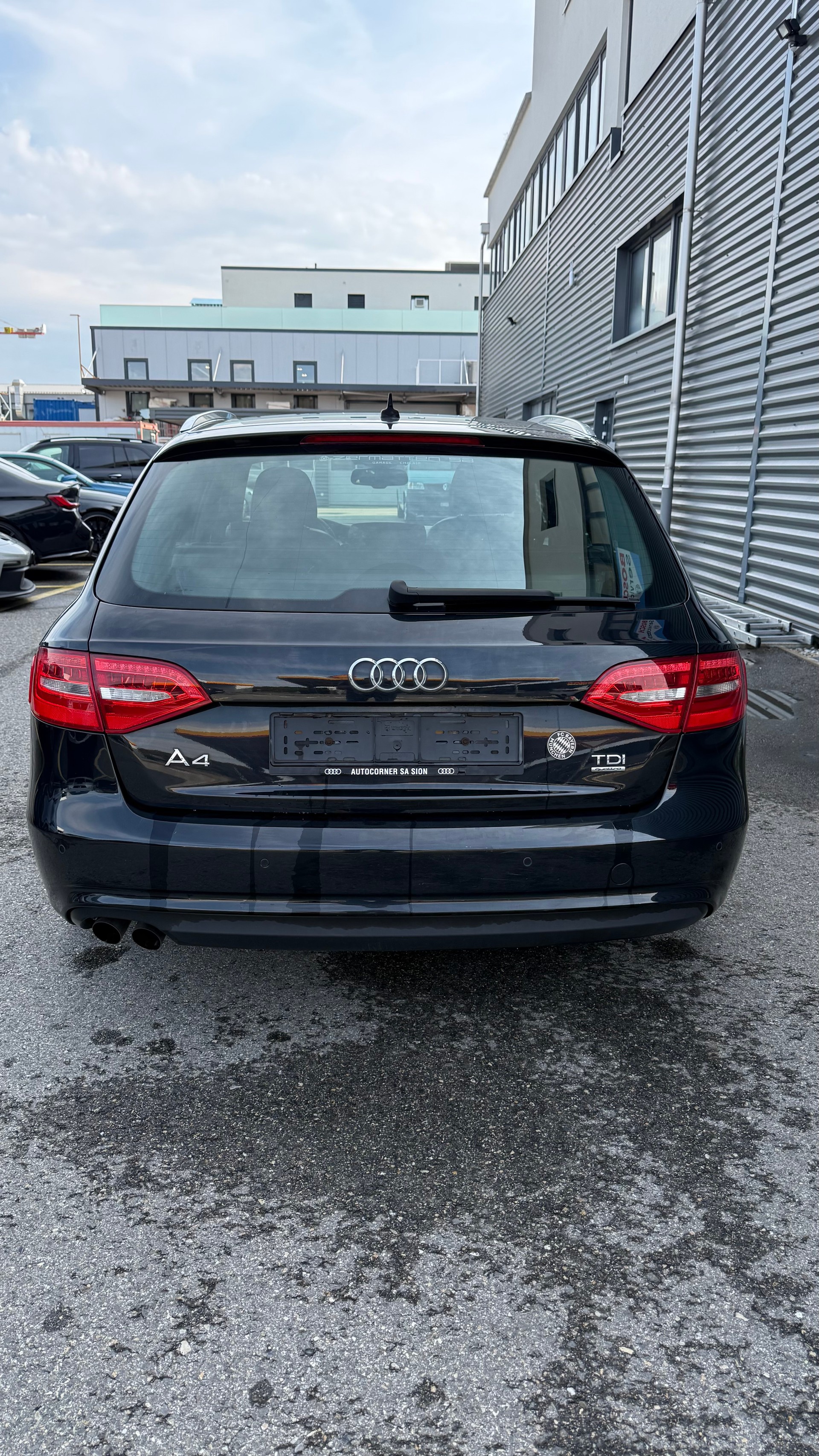 AUDI A4 Avant 2.0 TDI quattro S-tronic-image-4