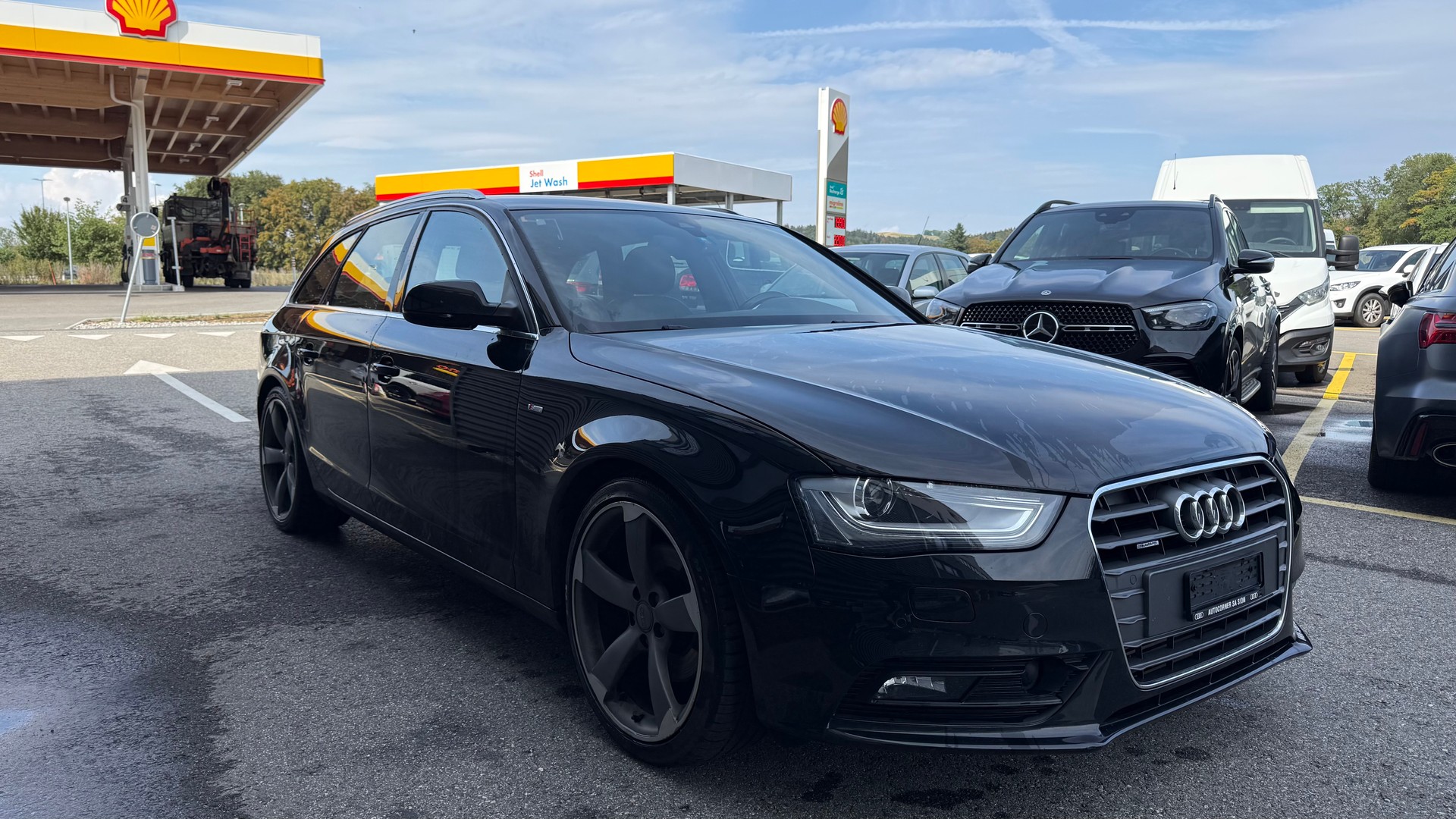 AUDI A4 Avant 2.0 TDI quattro S-tronic-image-1