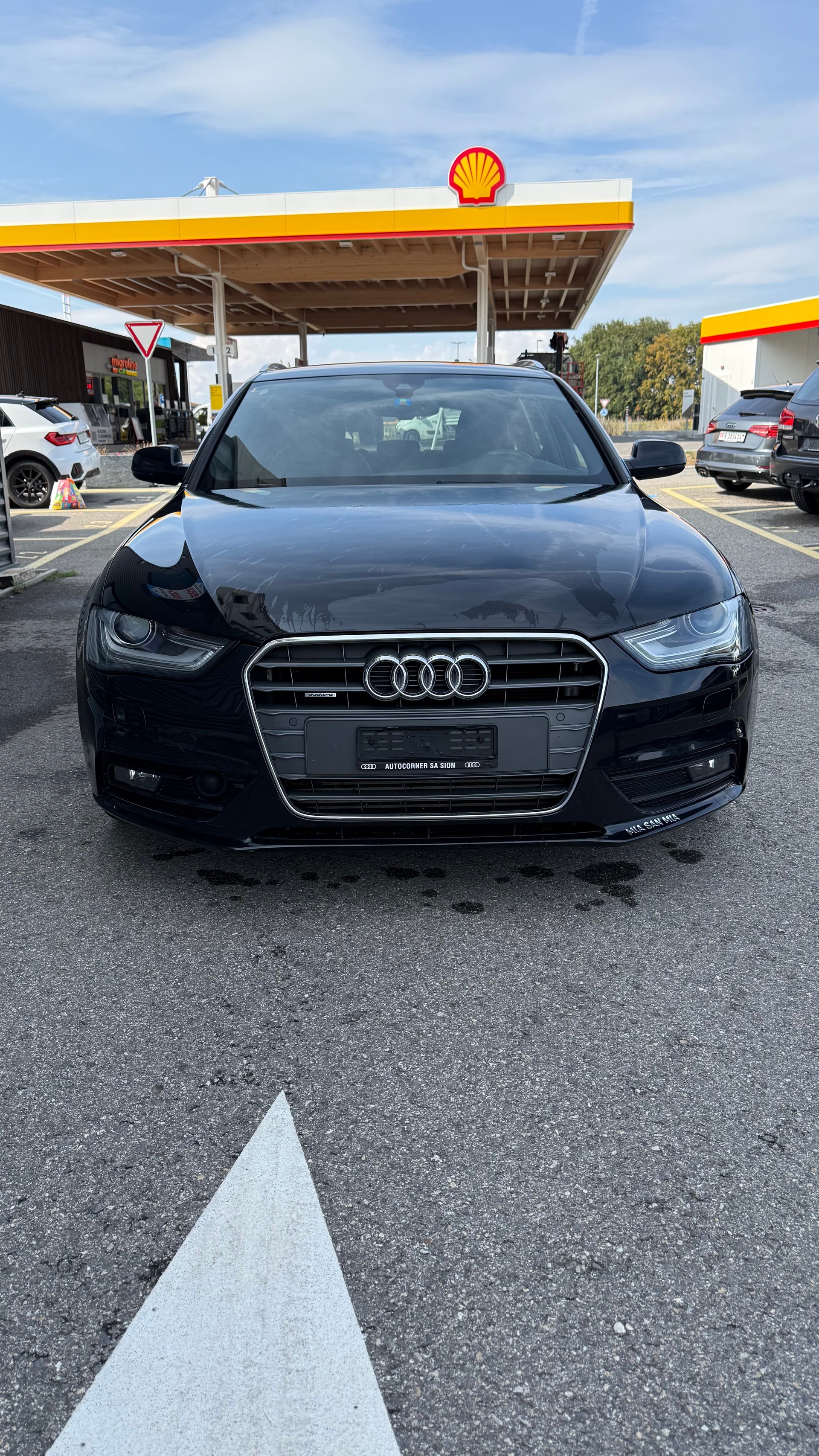 AUDI A4 Avant 2.0 TDI quattro S-tronic-image-0