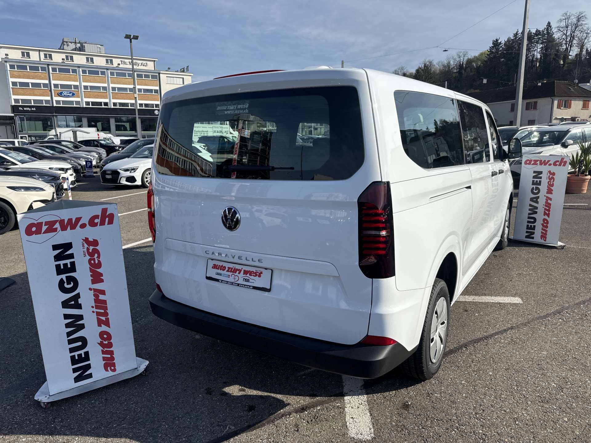 VW Caravelle 2.0 TDi 8-Plätzer Top-Preis-image-2