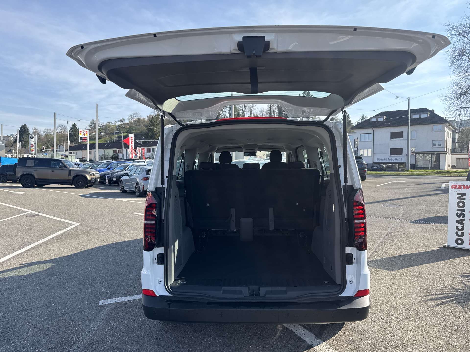 VW Caravelle 2.0 TDi 8-Plätzer Top-Preis-image-7
