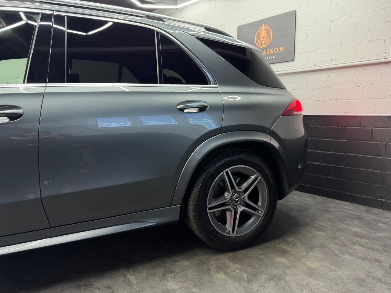 MERCEDES-BENZ GLE 450 4Matic AMG Line 9G-Tronic | 7.Plätzer-image-4
