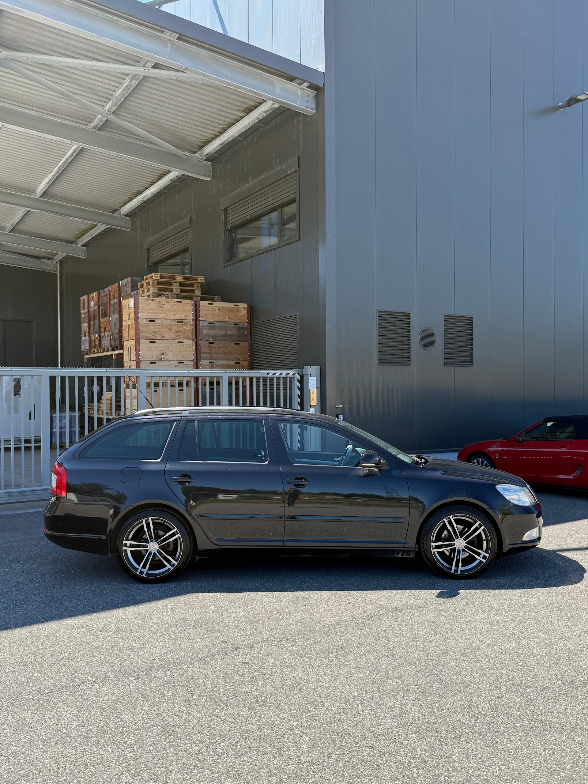 SKODA Octavia Combi 1.8 TSI Adventure 4x4-image-1
