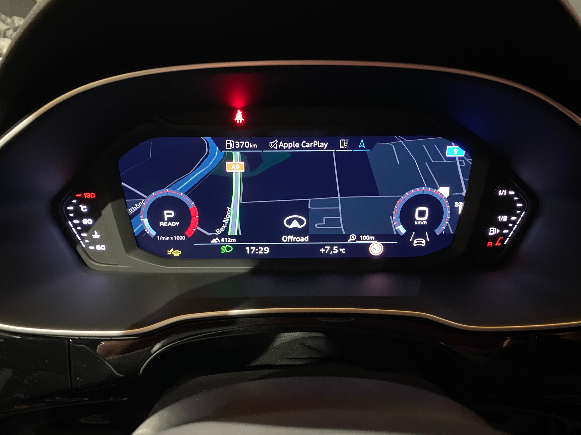 AUDI Q3 Sportback 40 TFSI S line quattro S-tronic-image-18