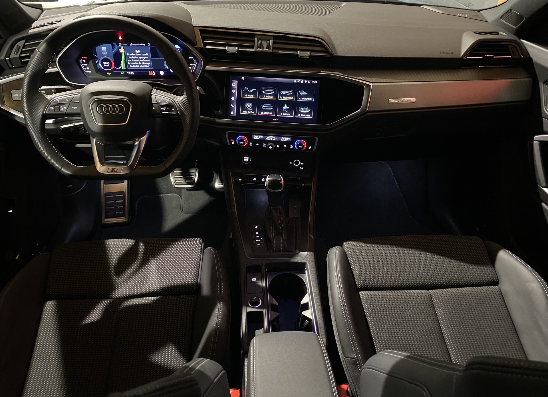 AUDI Q3 Sportback 40 TFSI S line quattro S-tronic-image-15
