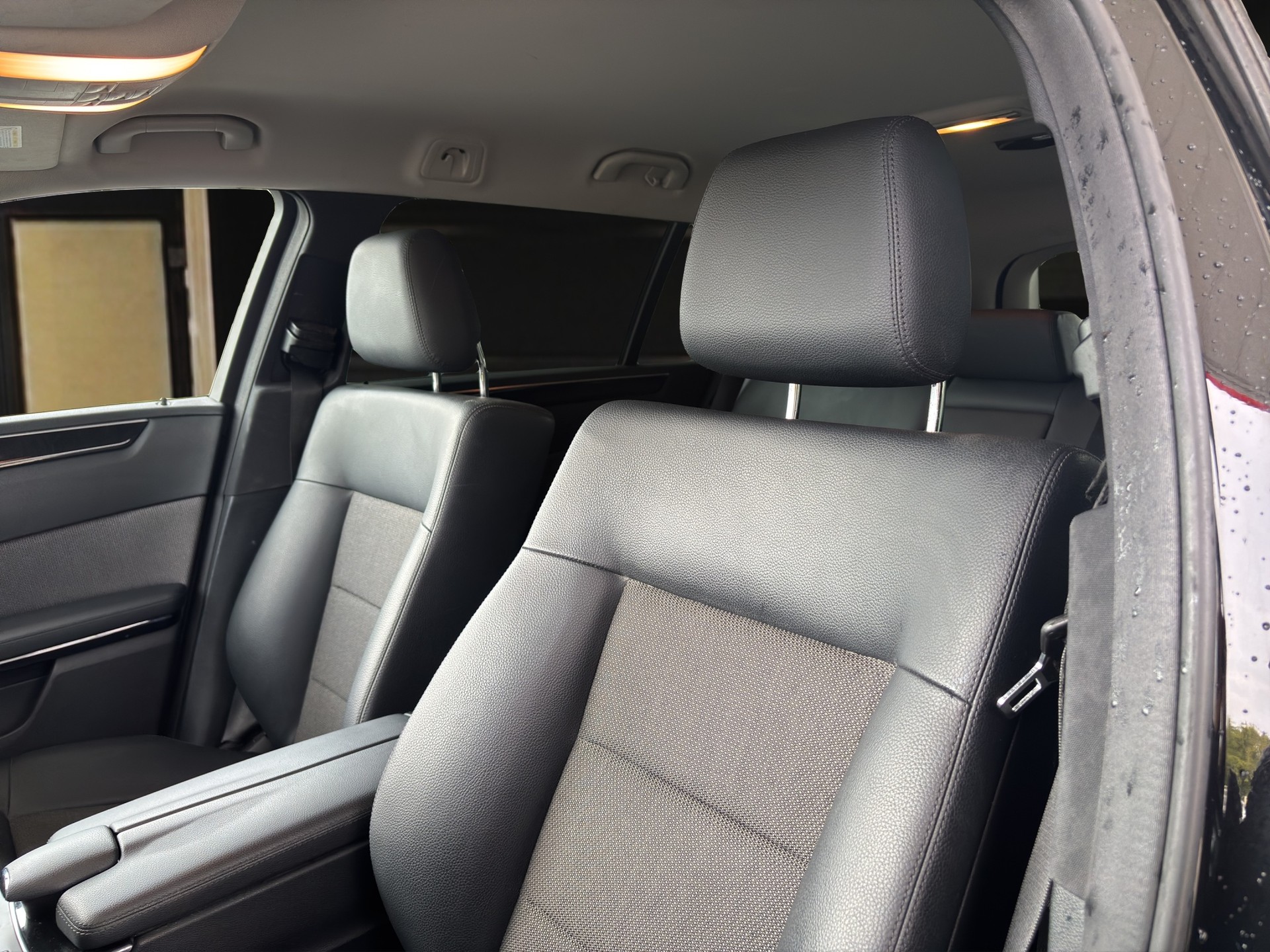 MERCEDES-BENZ E 250 CDI BlueEF Avantgarde Kombi-image-12