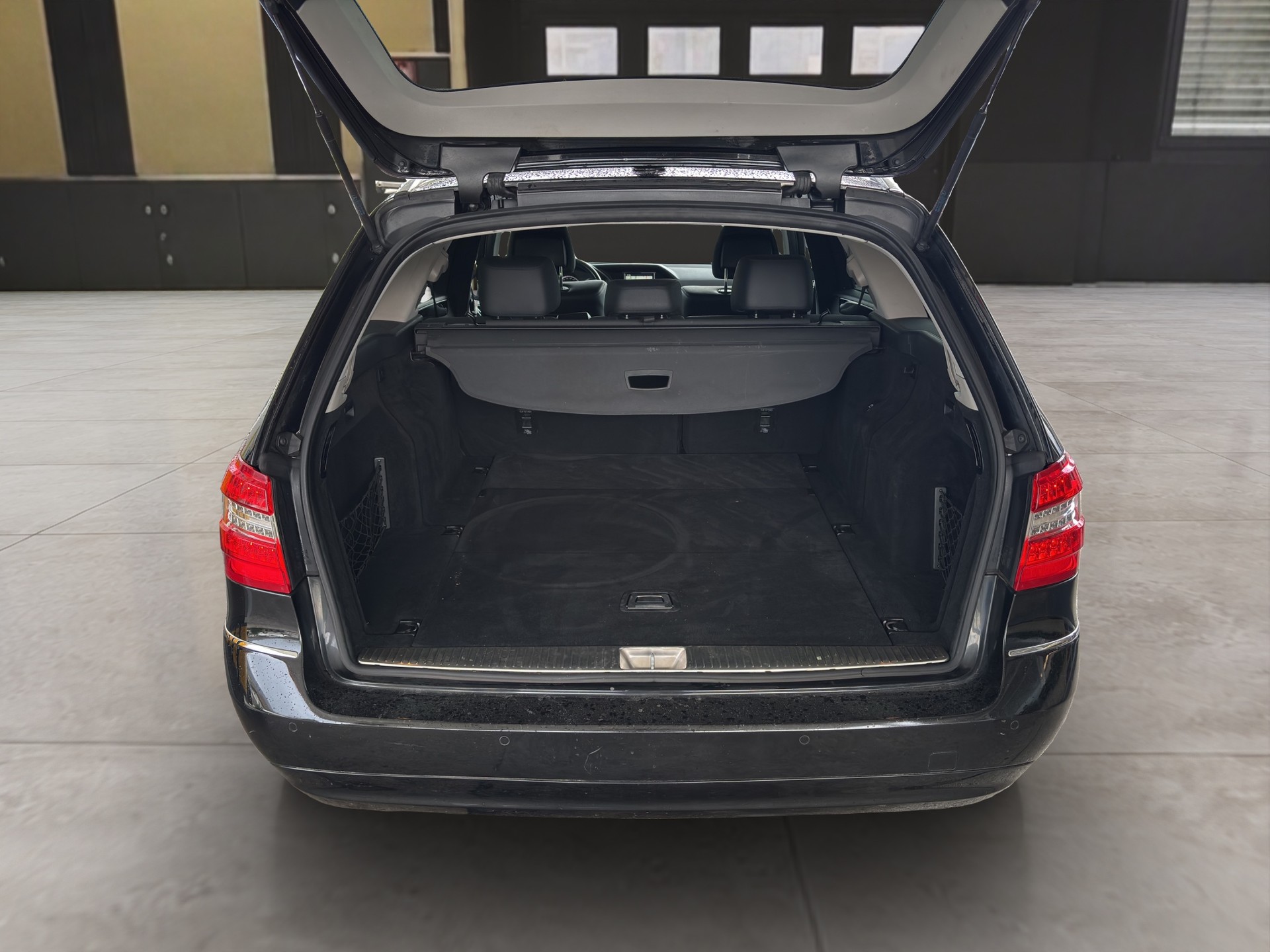 MERCEDES-BENZ E 250 CDI BlueEF Avantgarde Kombi-image-14
