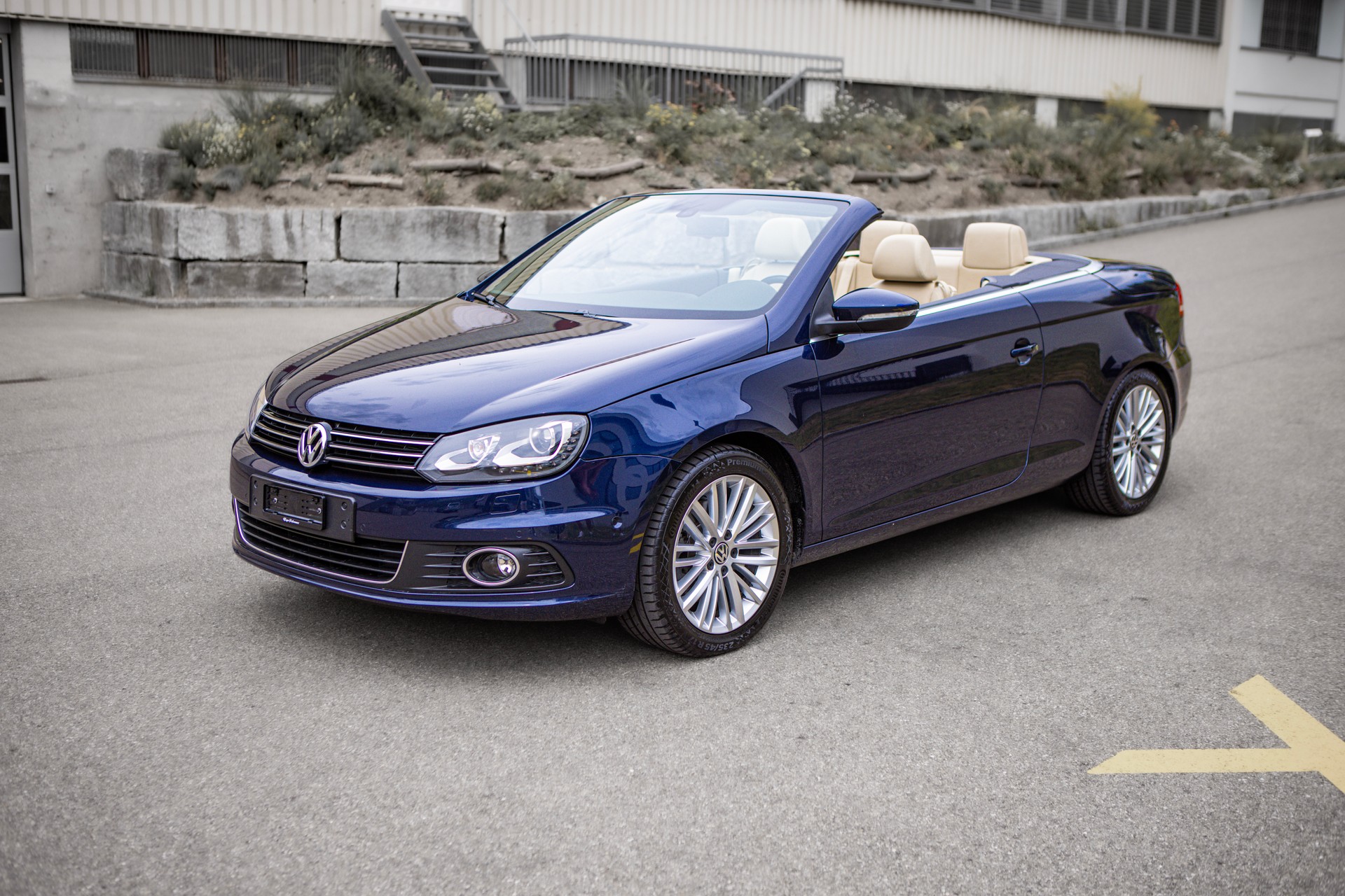 VW Eos 2.0 TSI DSG-image-1